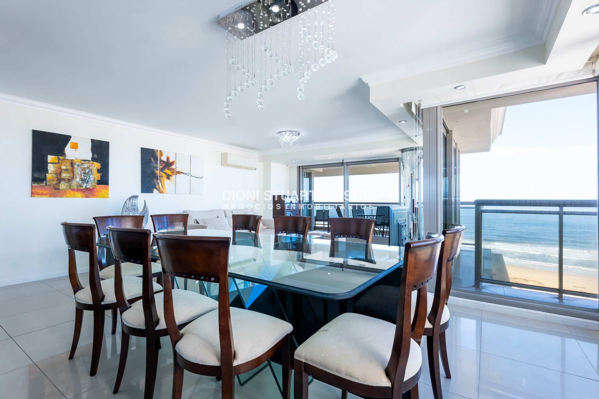 Apartamento ID.983 - IMPERIALE I EN VENTA - APARTAMENTO ESQUINERO - 3 DORM EN SUITE + DEP.