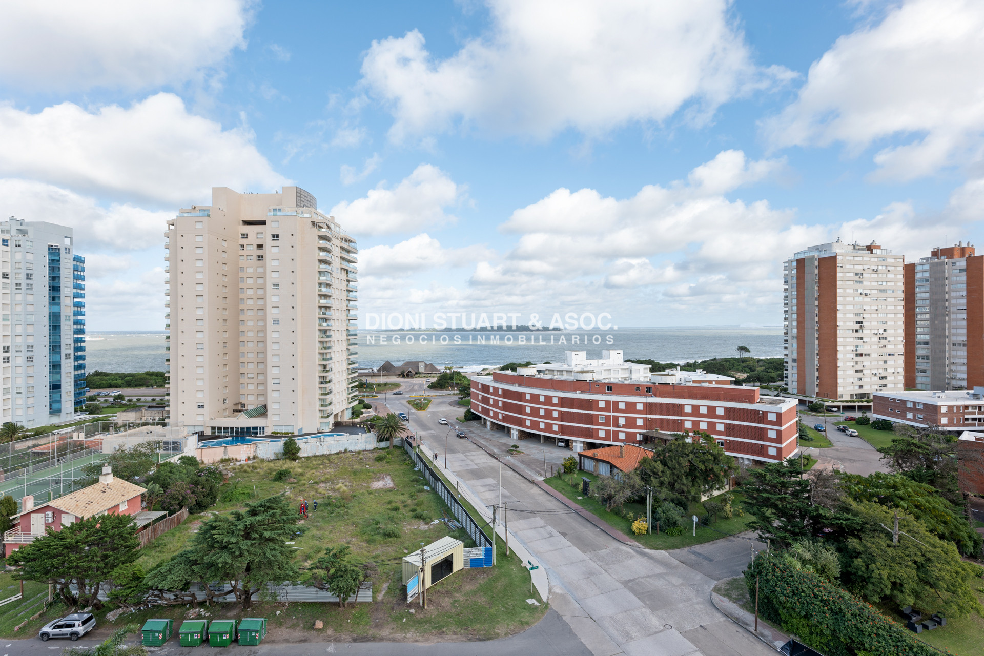 Apartamento ID.660 - Alquiler Anual o Invernal - Temporada  - Miami Boulevard I - 2 Dormitorios - Todos los Amenities - Playa Mansa