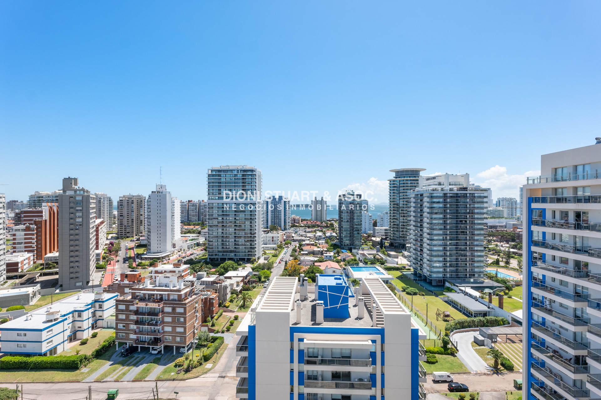 Apartamento ID.864 - APARTAMENTO A ESTRENAR EN PLAYA BRAVA PUNTA DEL ESTE - 2 DORMITORIOS - EDIF. SIGLO SOL II - BAJAS EXPENSAS