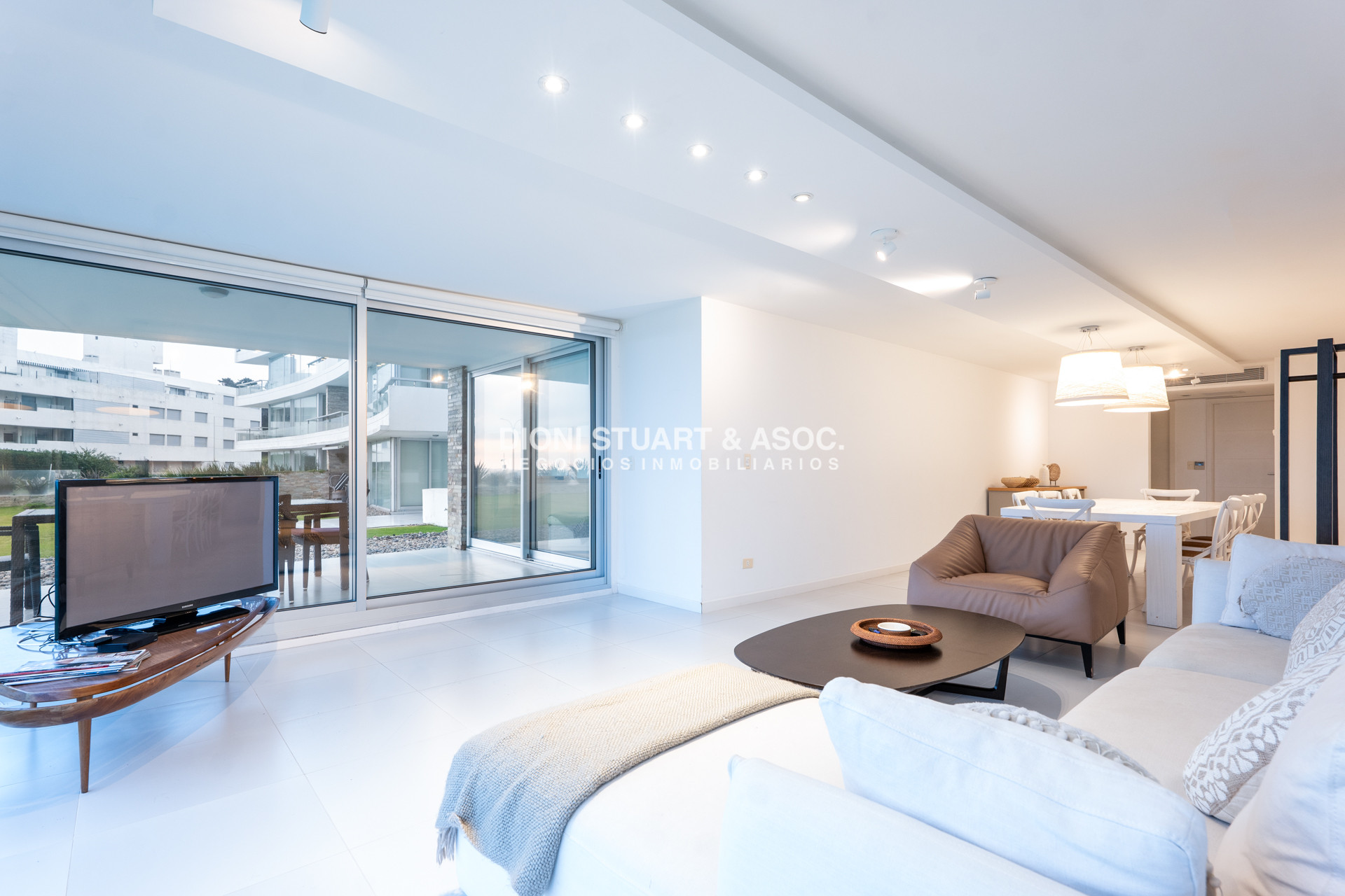 Apartamento ID.1022 - APARTAMENTO EN VENTA - LUMIERE - 3 DORMITORIOS EN SUITE + DEP. SERV - PLAYA MANSA