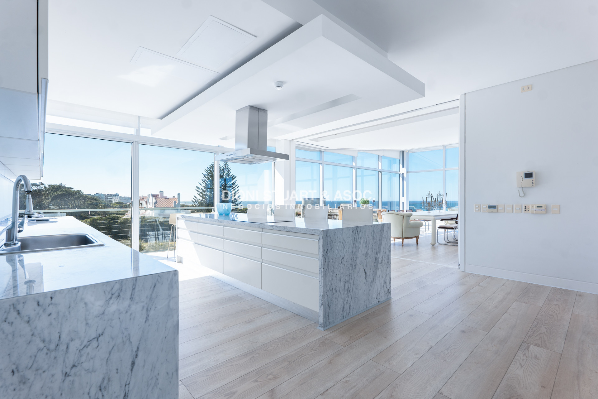 Apartamento ID.1073 - VENTA APARTAMENTO - EDIFICIO ACQUA - 4 SUITES + DEPENDENCIA