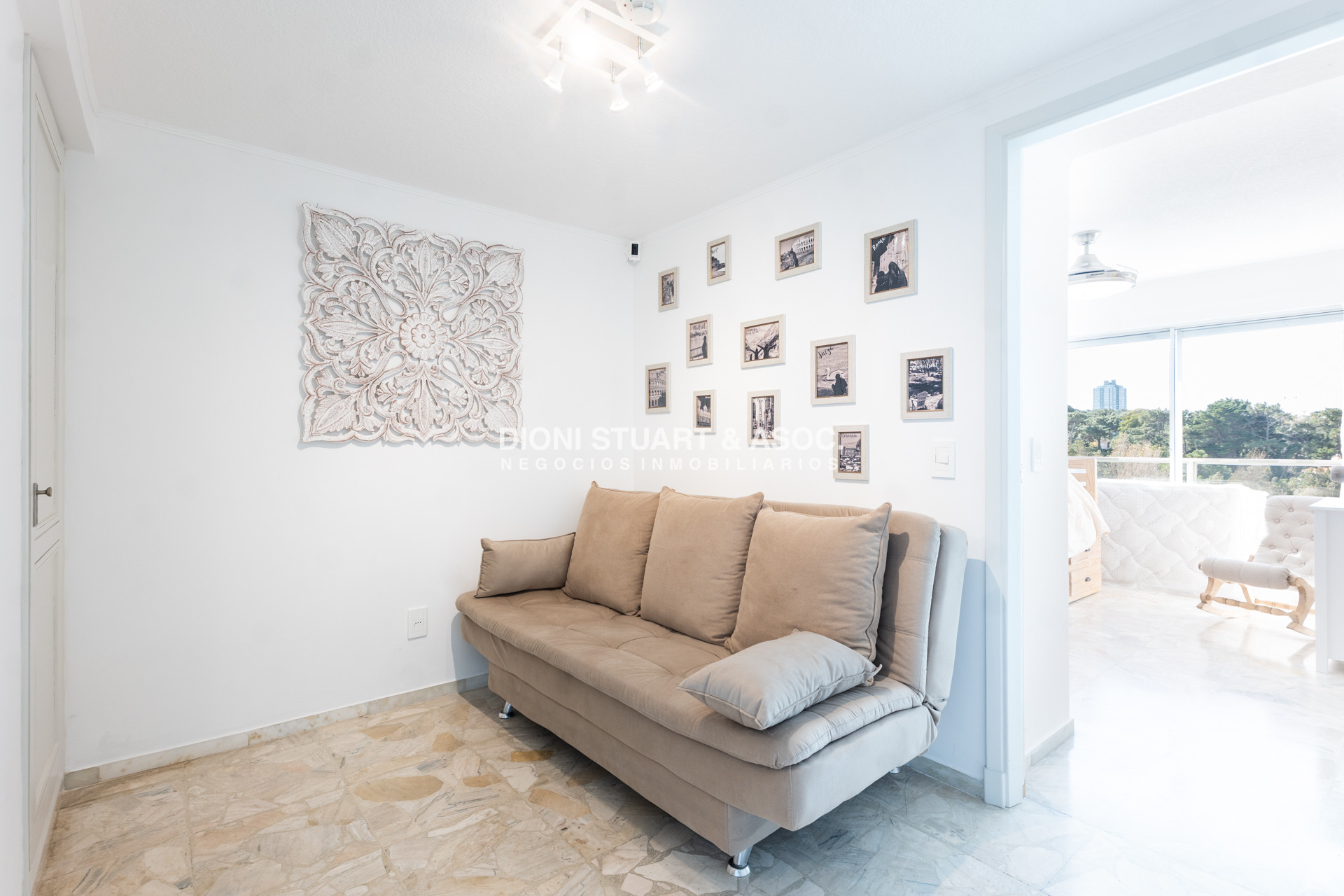 Apartamento ID.972 - APARTAMENTO EN VENTA FRENTE AL MAR DE 2 DORMITORIOS Y MEDIO RECICLADO TORRE WASHINGTON COMPLEJO LINCOLN CENTER