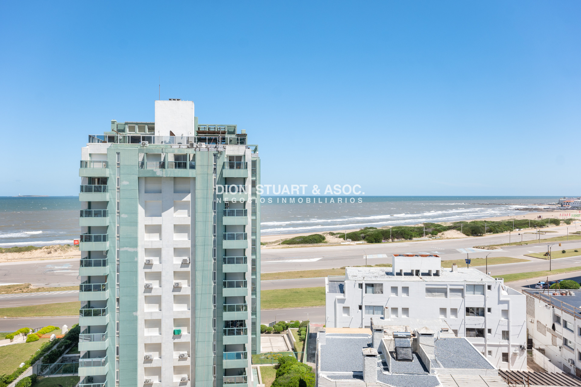 Apartamento ID.868 - APARTAMENTO A ESTRENAR EN PLAYA BRAVA PUNTA DEL ESTE - 2 DORMITORIOS - EDIF. SIGLO SOL II - BAJAS EXPENSAS