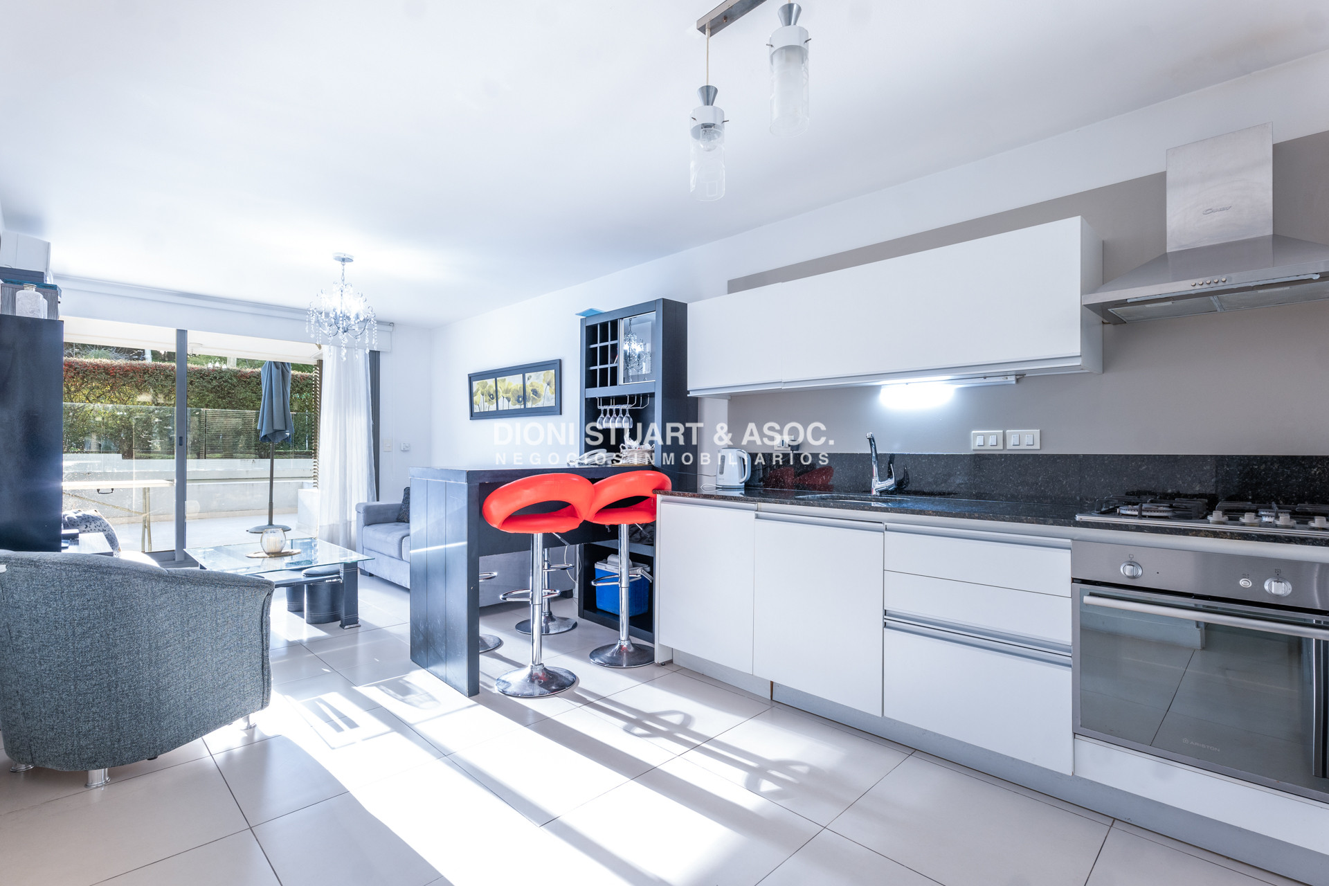 Apartamento ID.1051 - VENTA APARTAMENTO 1 DORMITORIO Y MEDIO CON PARRILLERO - EDIFICIO UNIQUE 
