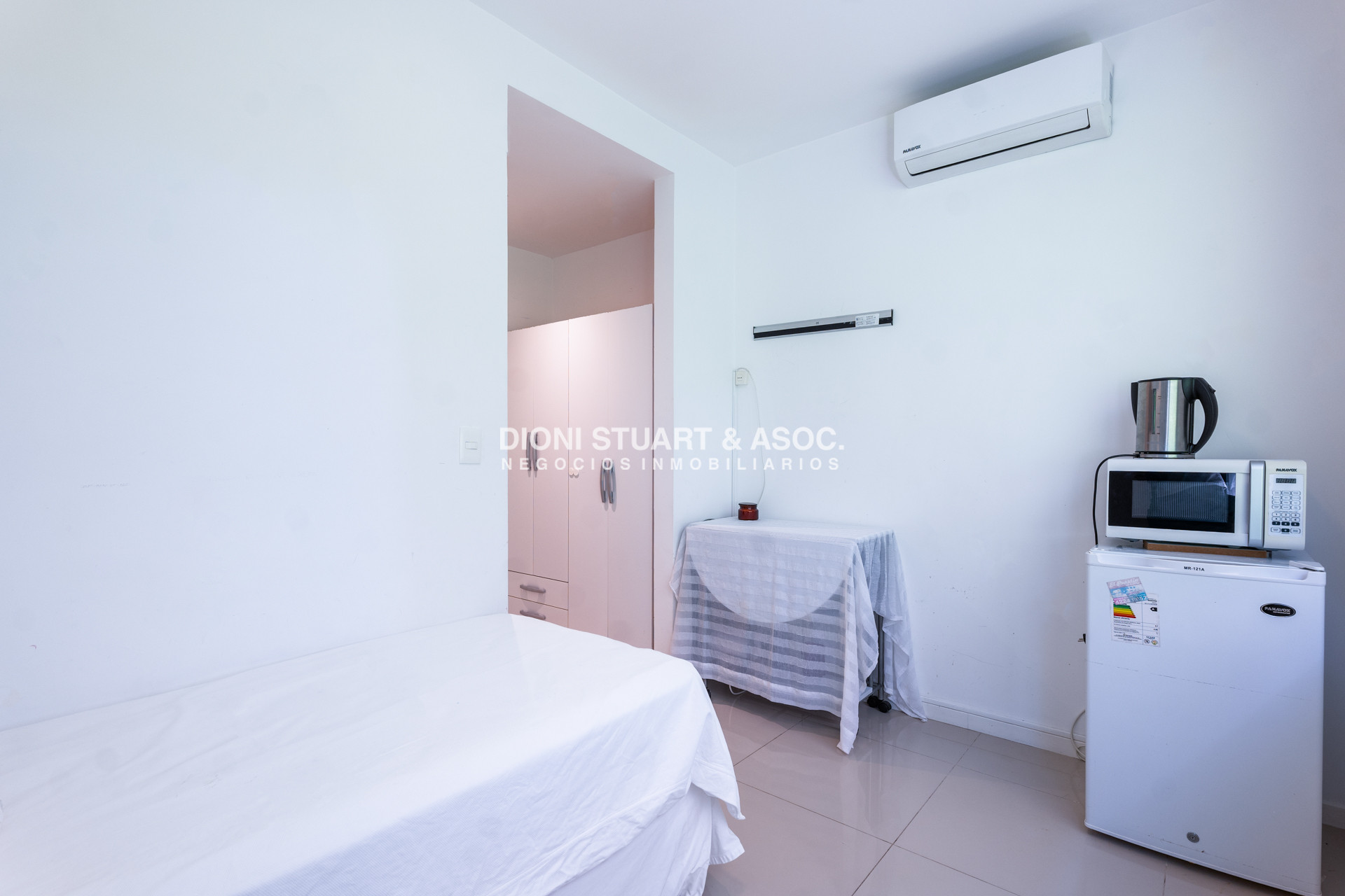Apartamento ID.925 - DEPARTAMENTO PENT HOUSE EN VENTA - 3 DORM Y DEP. - PARRILLERO - PLAYA MANSA