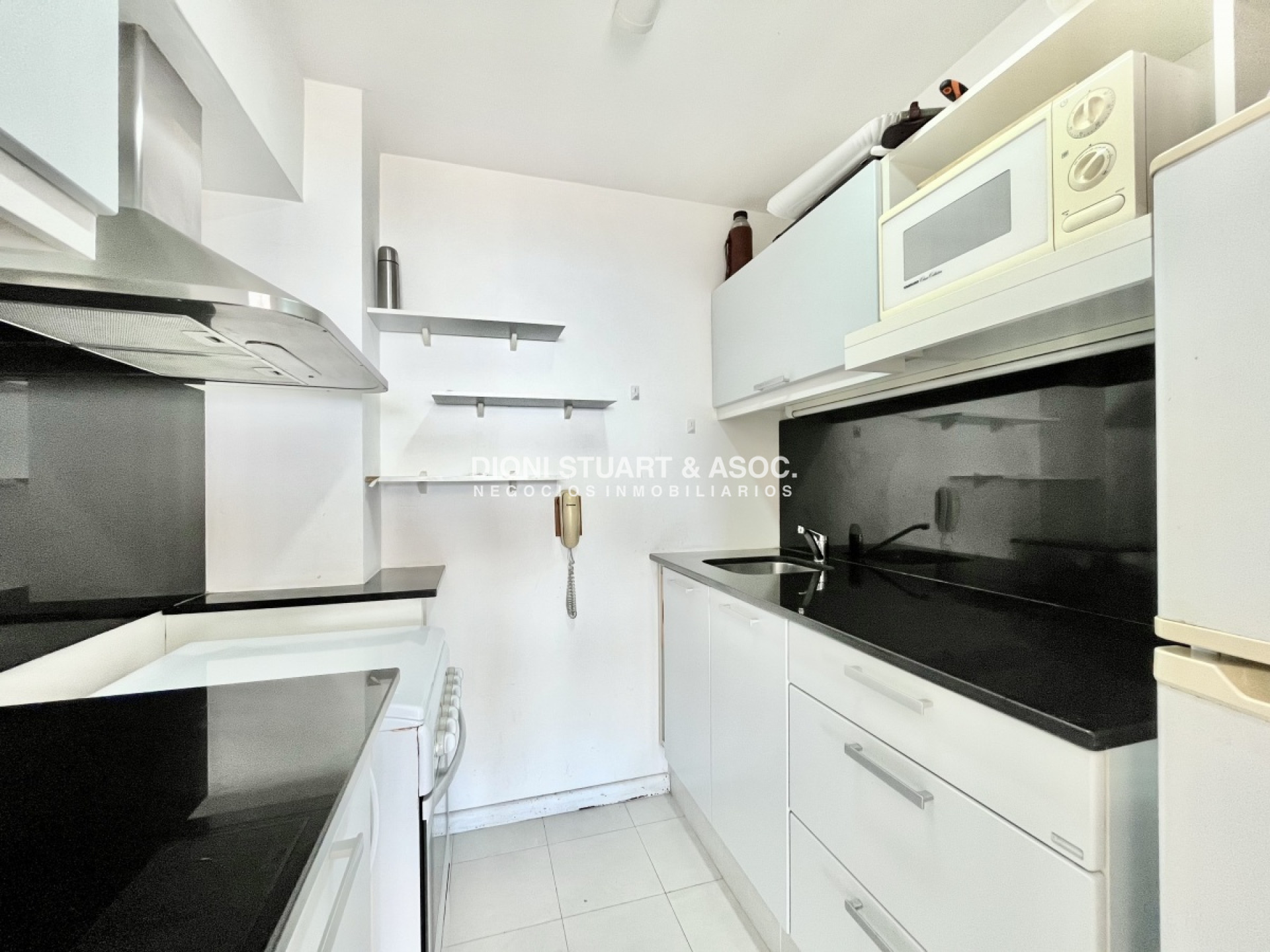 Apartamento ID.467 - Apartamento En Gorlero - 3 Dormitorios + 3 Baños - Reciclado - Impresionante Vista al Mar - Edificio Apolo