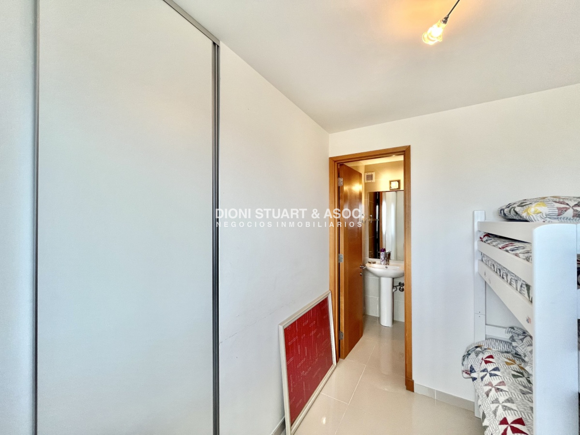 Apartamento ID.417 - DEPARTAMENTO EN PLAYA MANSA EN VENTA - SUNRISE - 3 DORM EN SUITE + DEP.