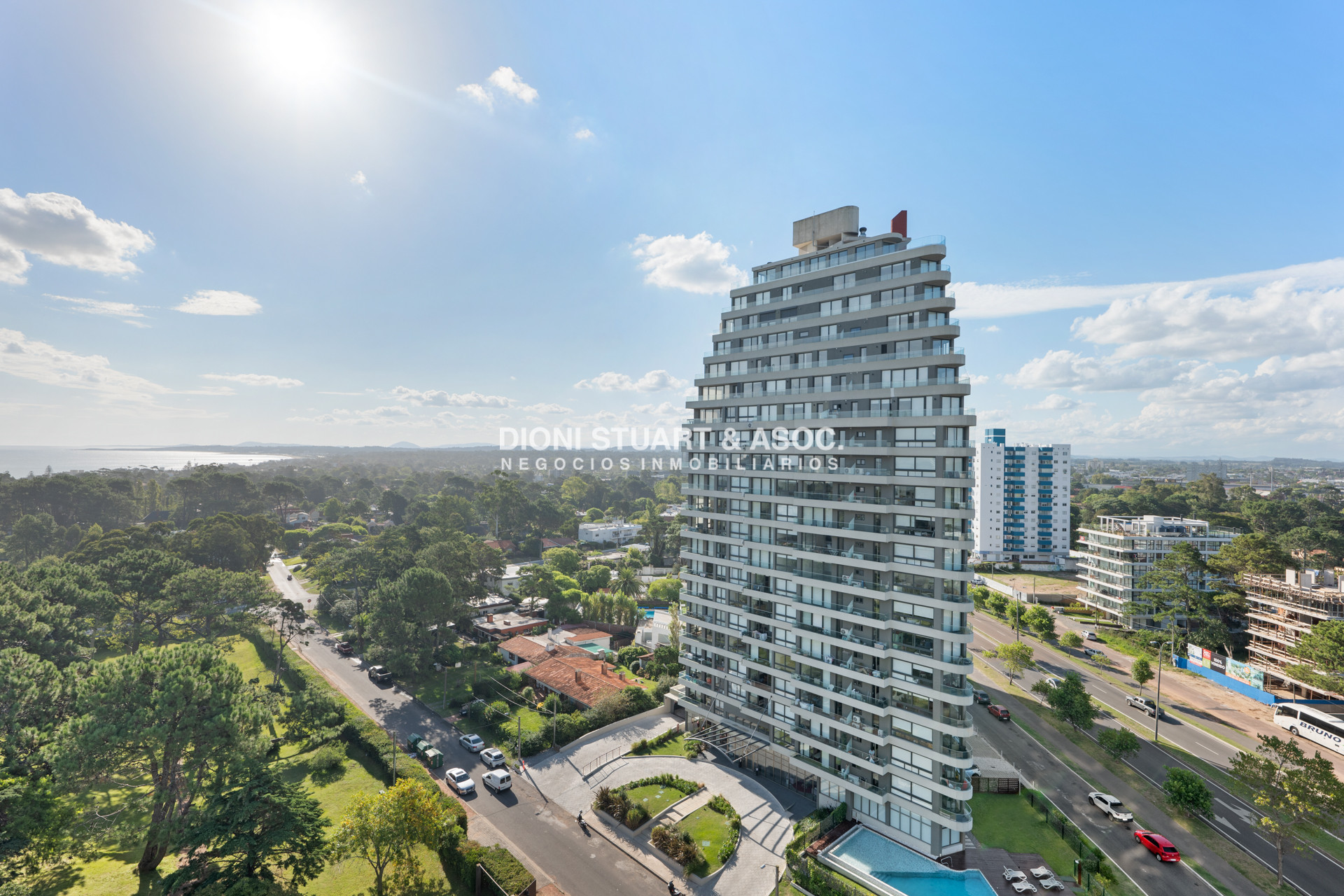 Apartamento ID.636 - Oportunidad - Apartamento en Roosevelt - 2 Dormitorios - Vista al Mar - Orientación Sol - Parquemar Roosevelt
