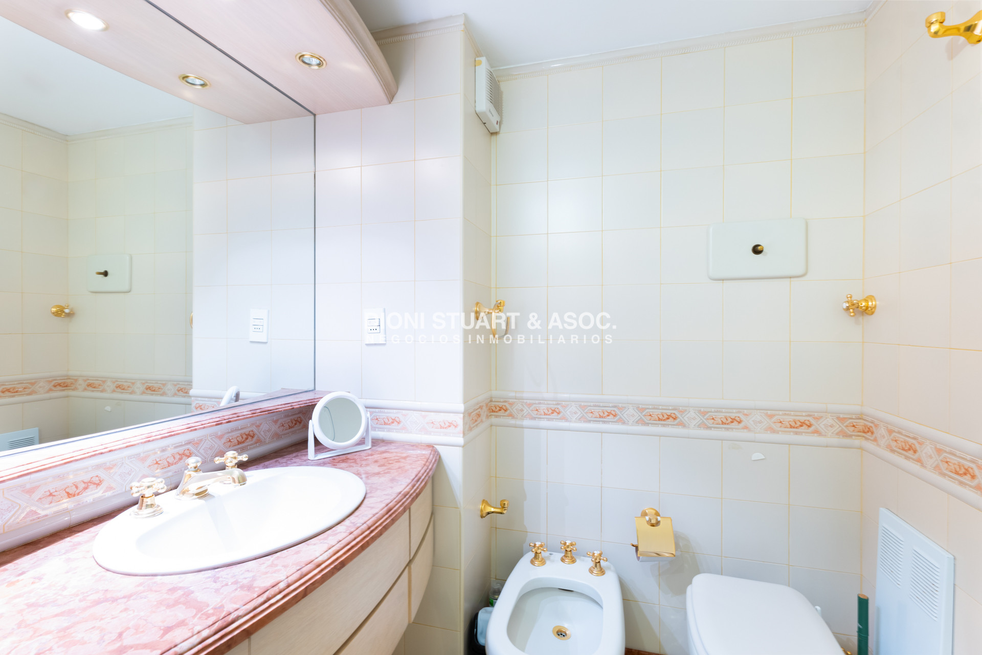 Apartamento ID.339 - APARAMENTO EN VENTA FRENTE AL MAR COMPLEJO LINCOLN CENTER TORRE JEFFERSON