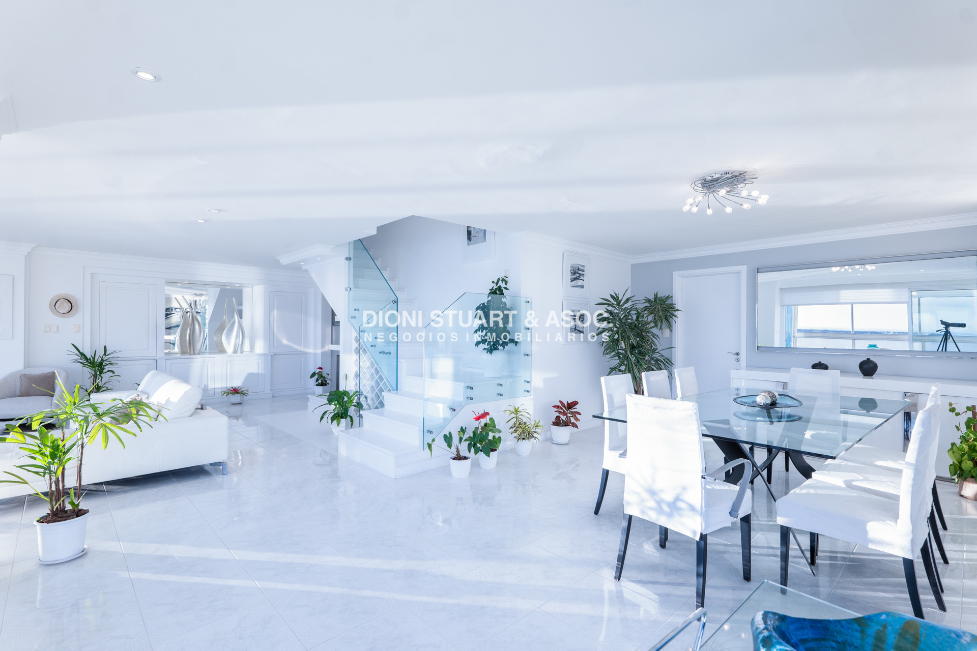 Apartamento ID.1055 - VENTA APARTAMENTO 6 DORMITORIOS - TEQUENDAMA I - PENT HOUSE DUPLEX - PLAYA MANSA 
