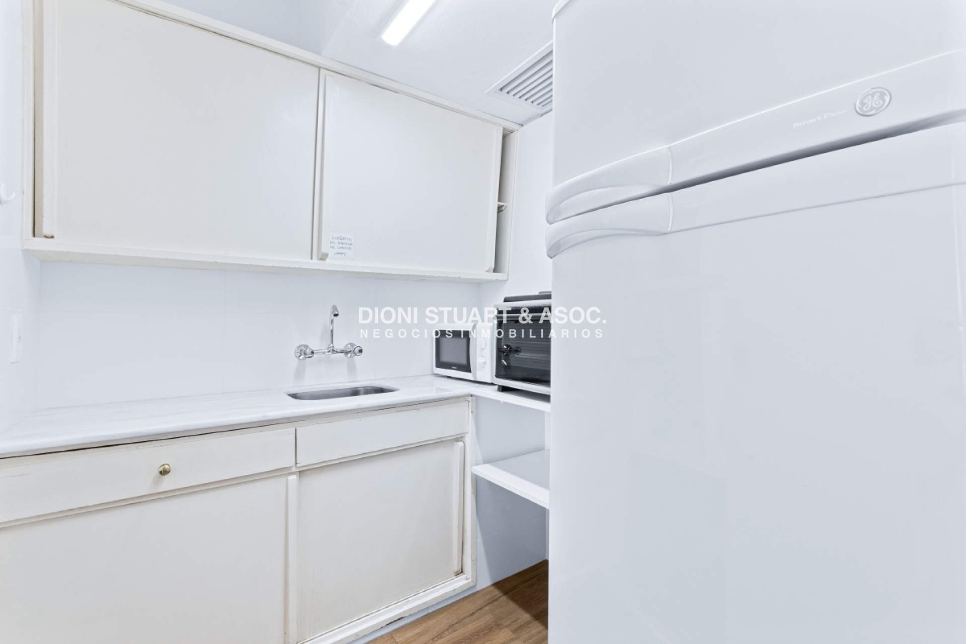 Apartamento ID.507 - Apartamento en Peninsula - 1 Dormitorio - Garage - Vista al Puerto - Reciclado - Piscina y Servicios