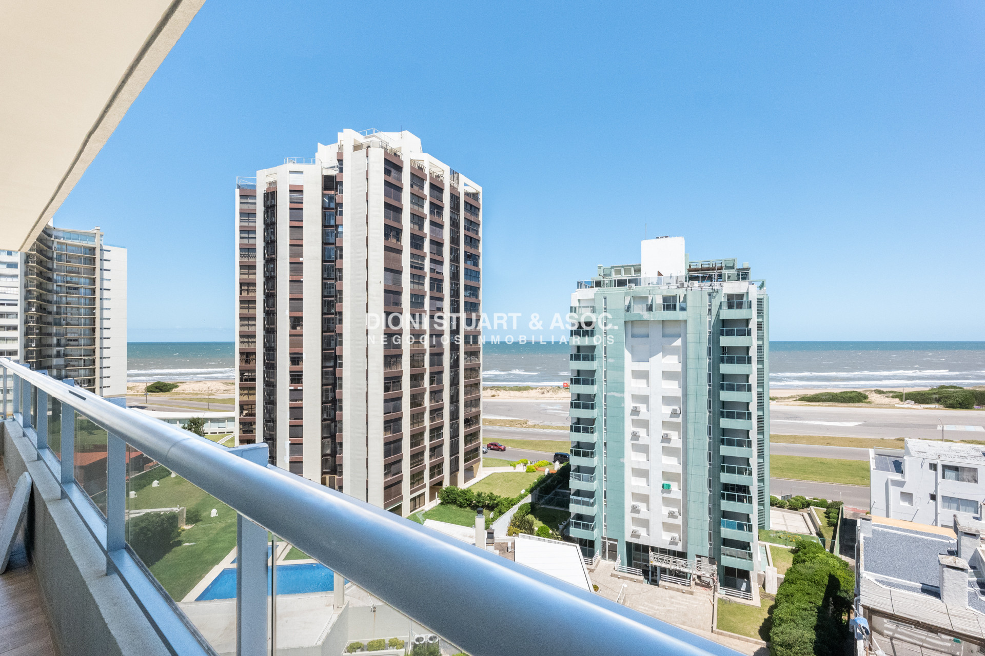 Apartamento ID.868 - APARTAMENTO A ESTRENAR EN PLAYA BRAVA PUNTA DEL ESTE - 2 DORMITORIOS - EDIF. SIGLO SOL II - BAJAS EXPENSAS