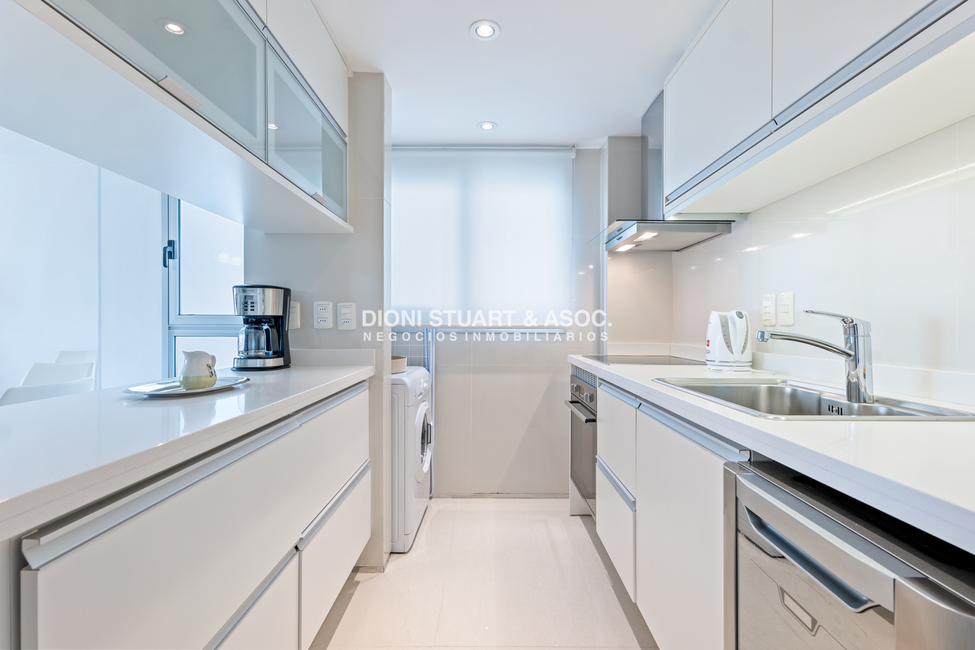 Apartamento ID.661 - Apartamento en Alquiler Invernal - Anual - Temporada - Edificio Miami Boulevard I - Playa Mansa - Punta del Este