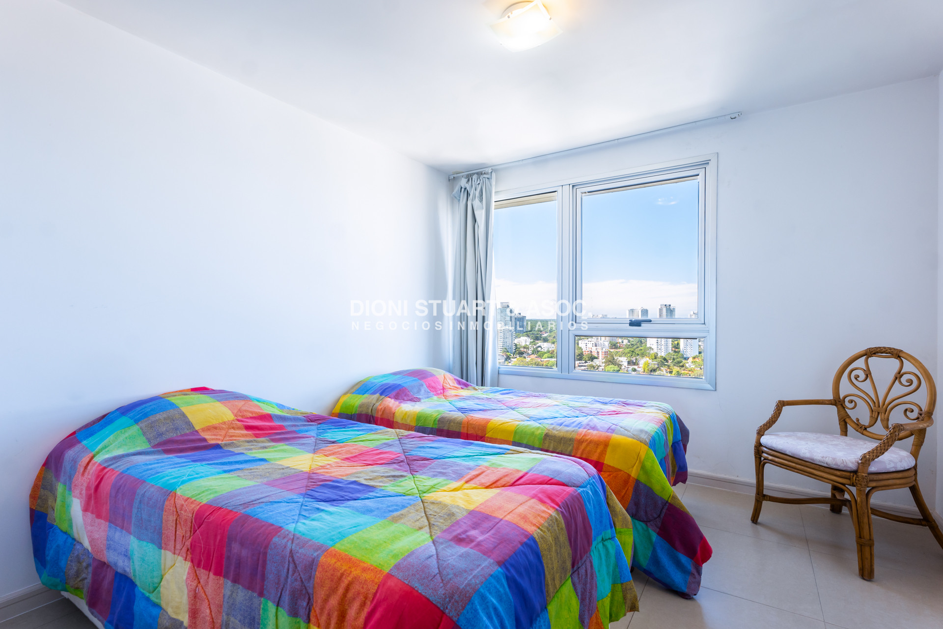 Apartamento ID.937 - GALA TOWER DEPARTAMENTO EN VENTA EN PLAYA MANSA 2 DORMITORIOS CON PARRILLERO INCREIBLE VISTA AL MAR