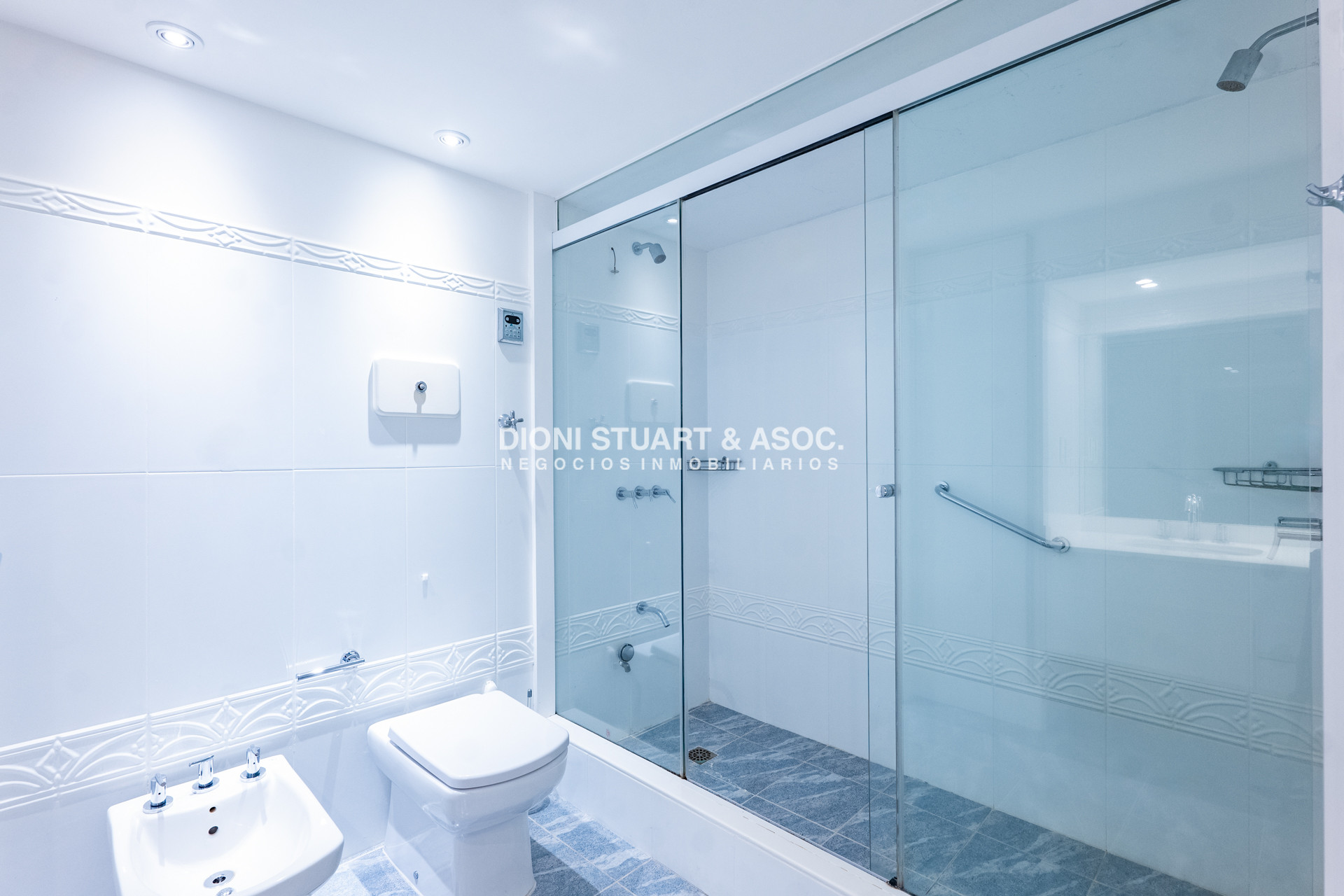 Apartamento ID.1055 - VENTA APARTAMENTO 6 DORMITORIOS - TEQUENDAMA I - PENT HOUSE DUPLEX - PLAYA MANSA 