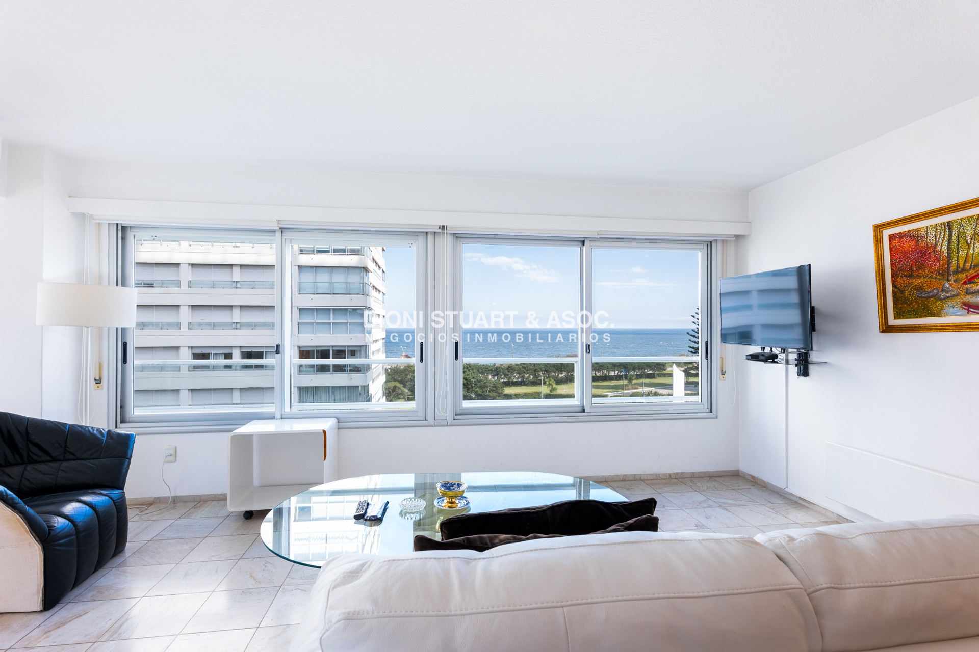 Apartamento ID.741 - DEPARTAMENTO EN PLAYA MANSA - 3 DORMITORIOS Y DEPENDENCIA - RECICLADO - TORRE JEFFERSON - COMPLEJO LINCOLN CENTER