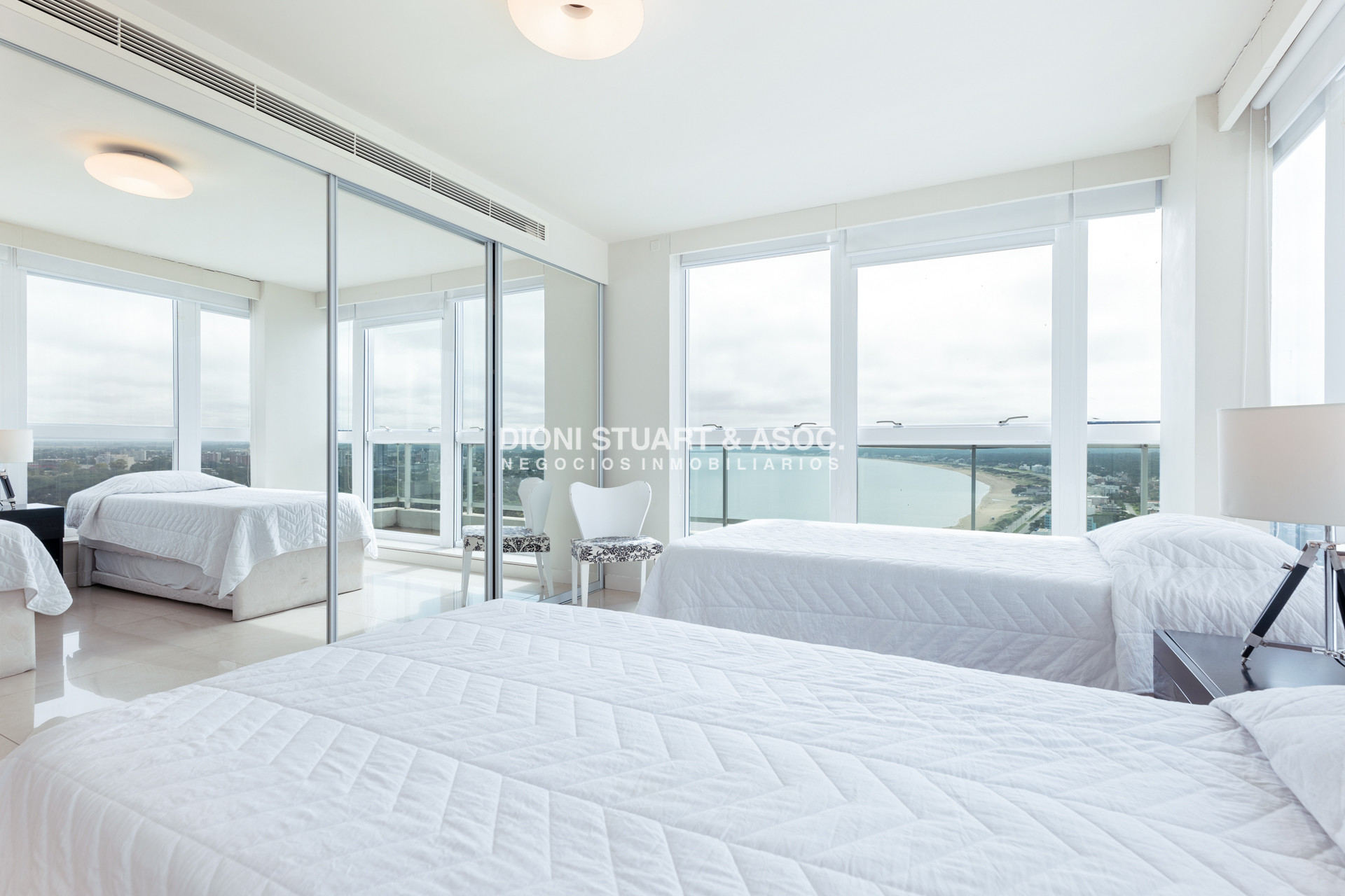 Apartamento ID.223 - TORRE AQUARELA - PENT HOUSE TRIPLEX - ESQUINA PUNTA BALLENA