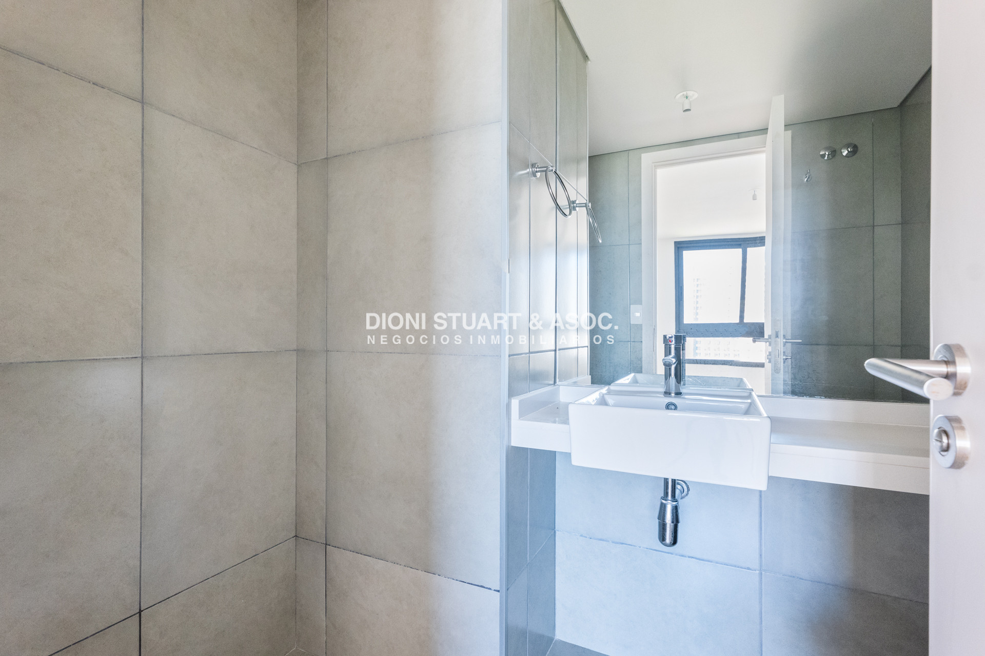 Apartamento ID.868 - APARTAMENTO A ESTRENAR EN PLAYA BRAVA PUNTA DEL ESTE - 2 DORMITORIOS - EDIF. SIGLO SOL II - BAJAS EXPENSAS