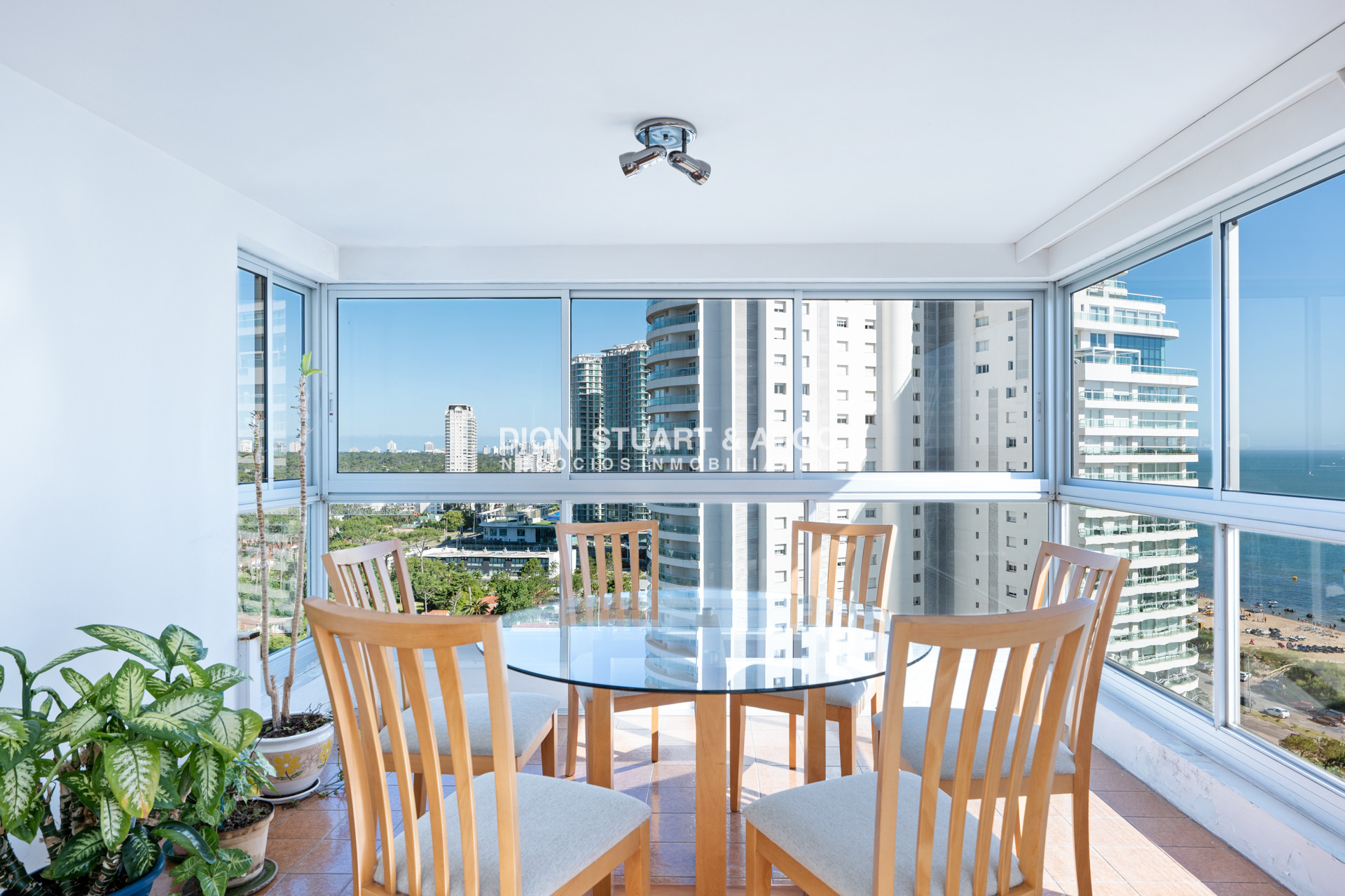 Apartamento ID.149 - Apartamento en Venta - Torre Jefferson - 3 Dormitorios + Dep. - Complejo Lincoln Center - Playa Mansa