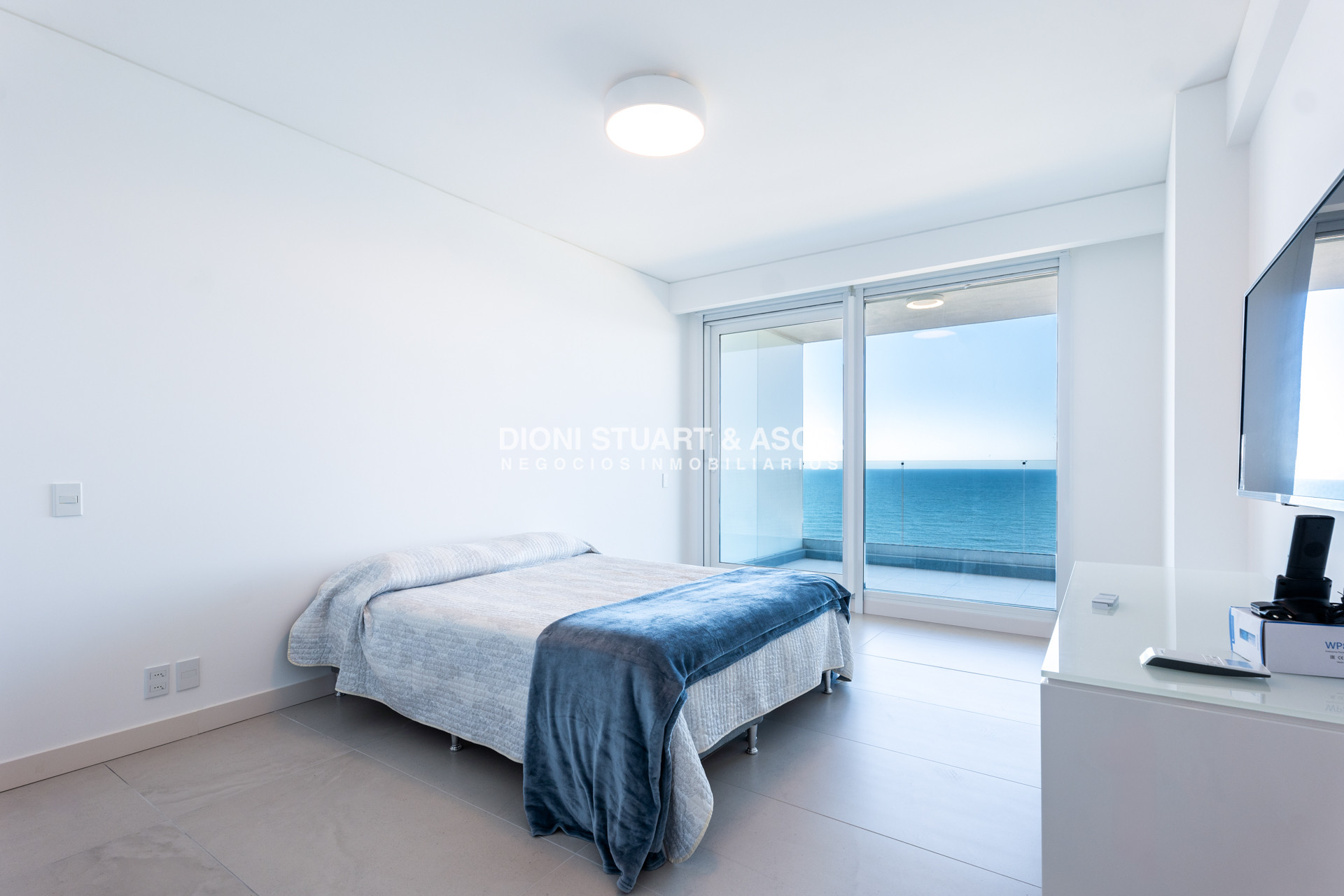 Apartamento ID.829 - DEPARTAMENTO EN VENTA EN LE PARC III UNIFICADO - IMPONENTE
