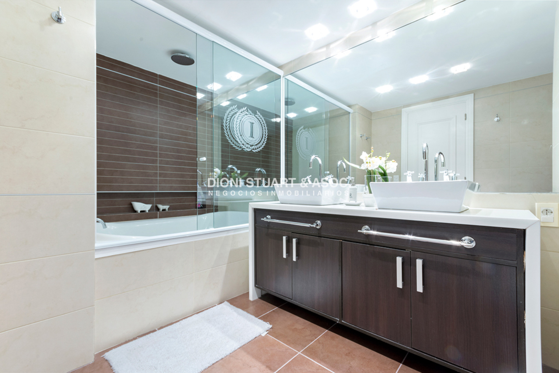Apartamento ID.532 - Imperiale 1 - Esquinero - 3 Dormitorios en Suite