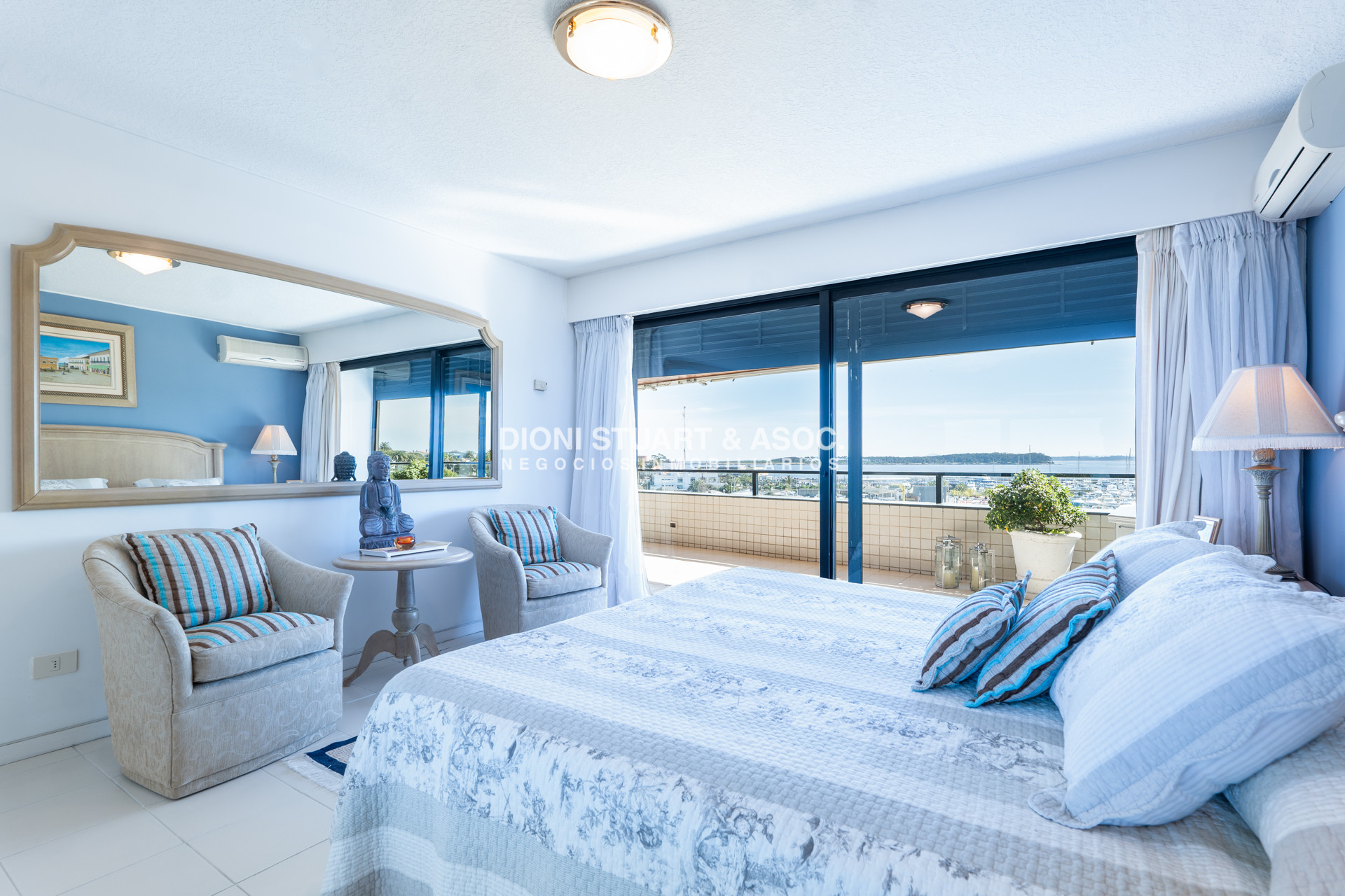 Apartamento ID.1052 - VENTA APARTAMENTO EN PORTOFINO - 3 DORMITORIOS EN SUITE - BARBACOA PROPIA - PUERTO PUNTA DEL ESTE