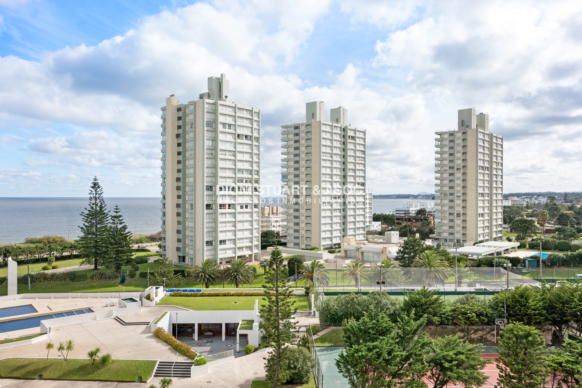 Apartamento ID.670 - TORRE MADISON - 4 DORMITORIOS - COMPLEJO LINCOLN CENTER