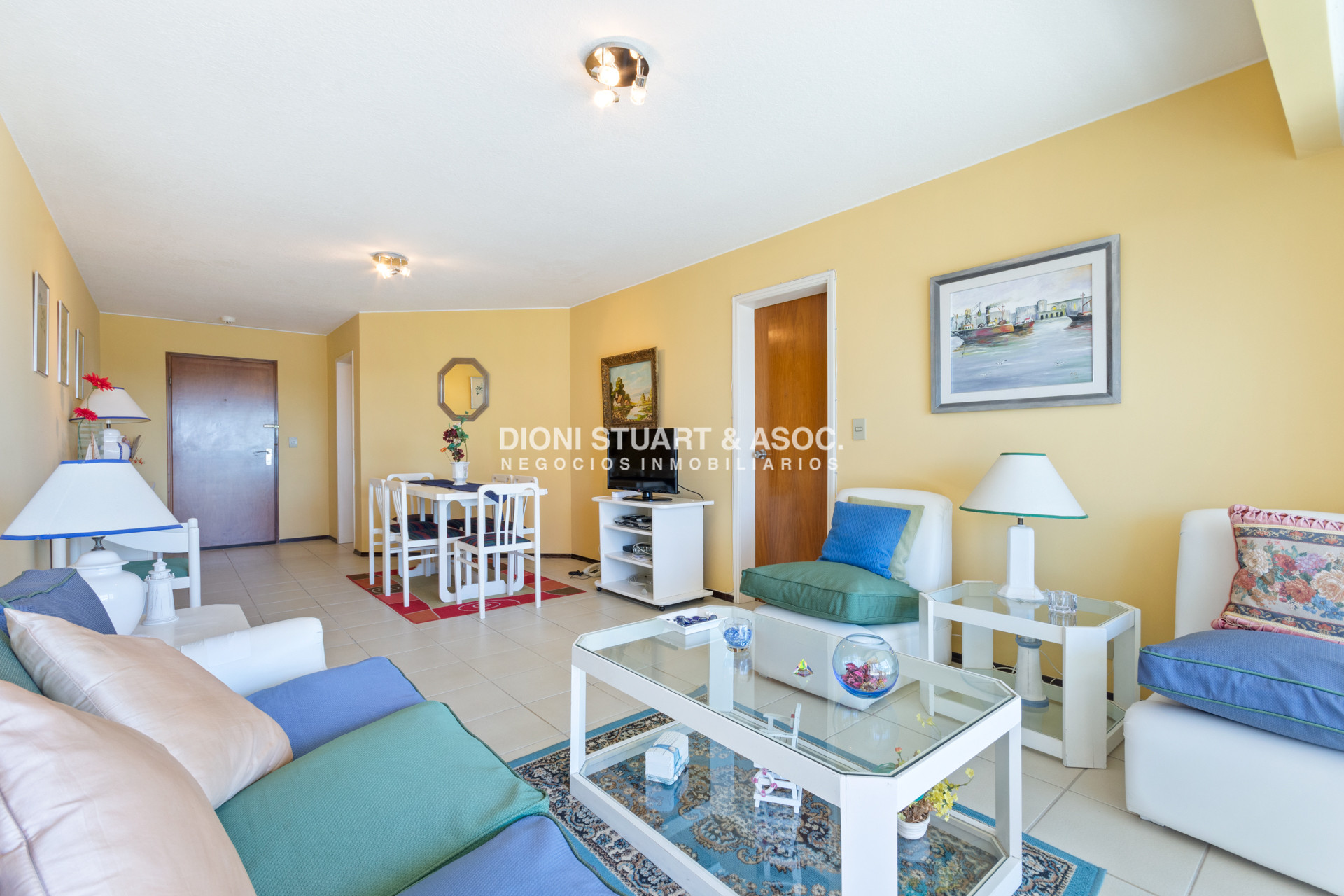 Apartamento ID.579 - Parquemar Roosevelt - Piso alto - 2 Dorm 