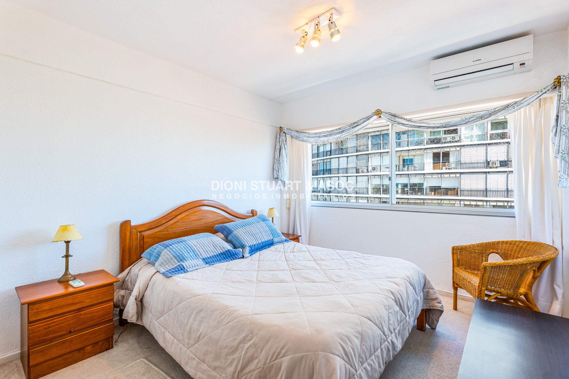 Apartamento ID.752 - Apartamento Reciclado - 3 Dormitorios - Torre Plaza - Peninsula