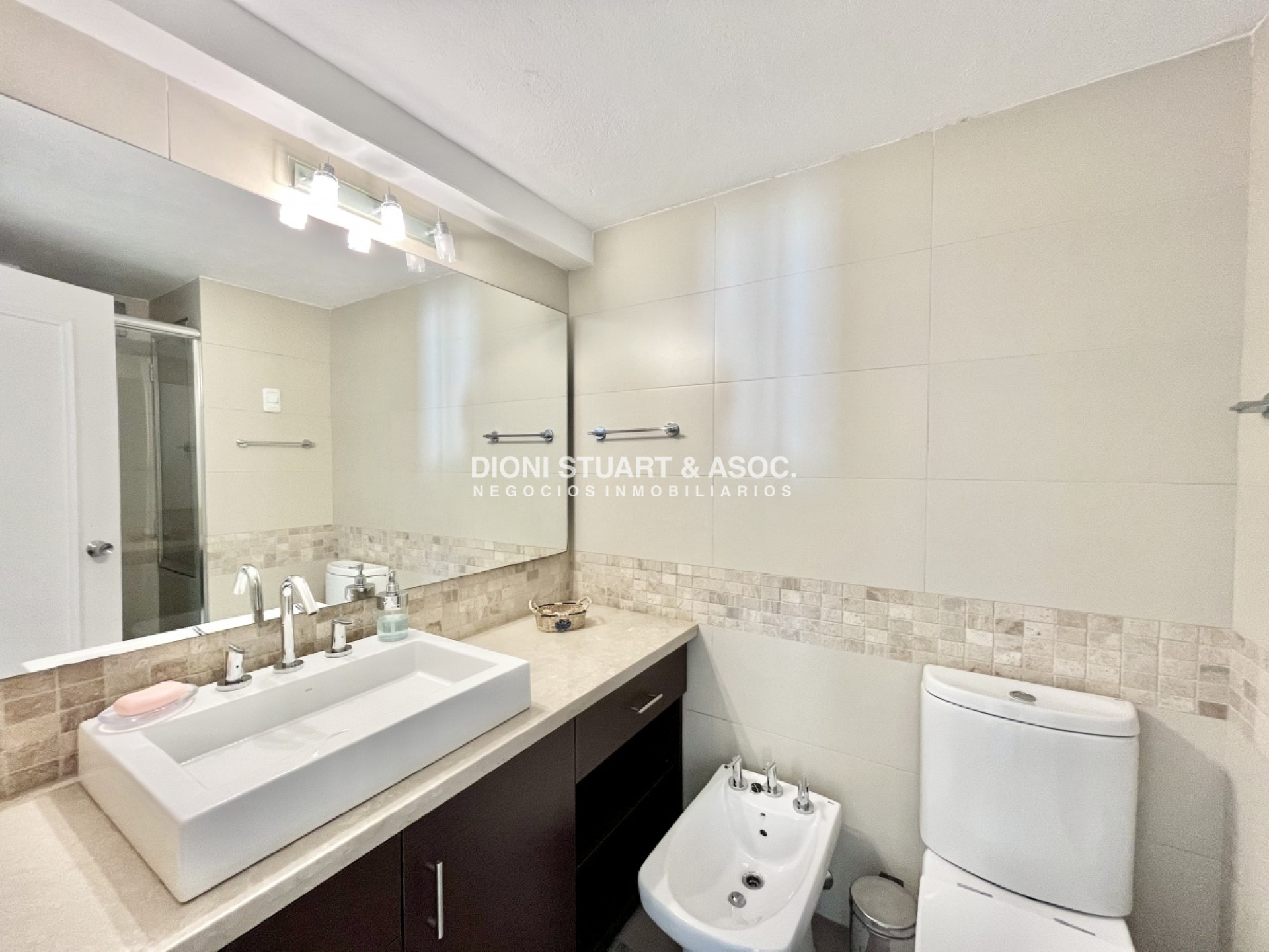 Apartamento ID.34 - APARTAMENTO DE 3 DORMITORIOS EN ALQUILER COMPLEJO LINCOLN CENTER TORRE WASHINGTON PLAYA MANSA TODOS LOS AMENITIES