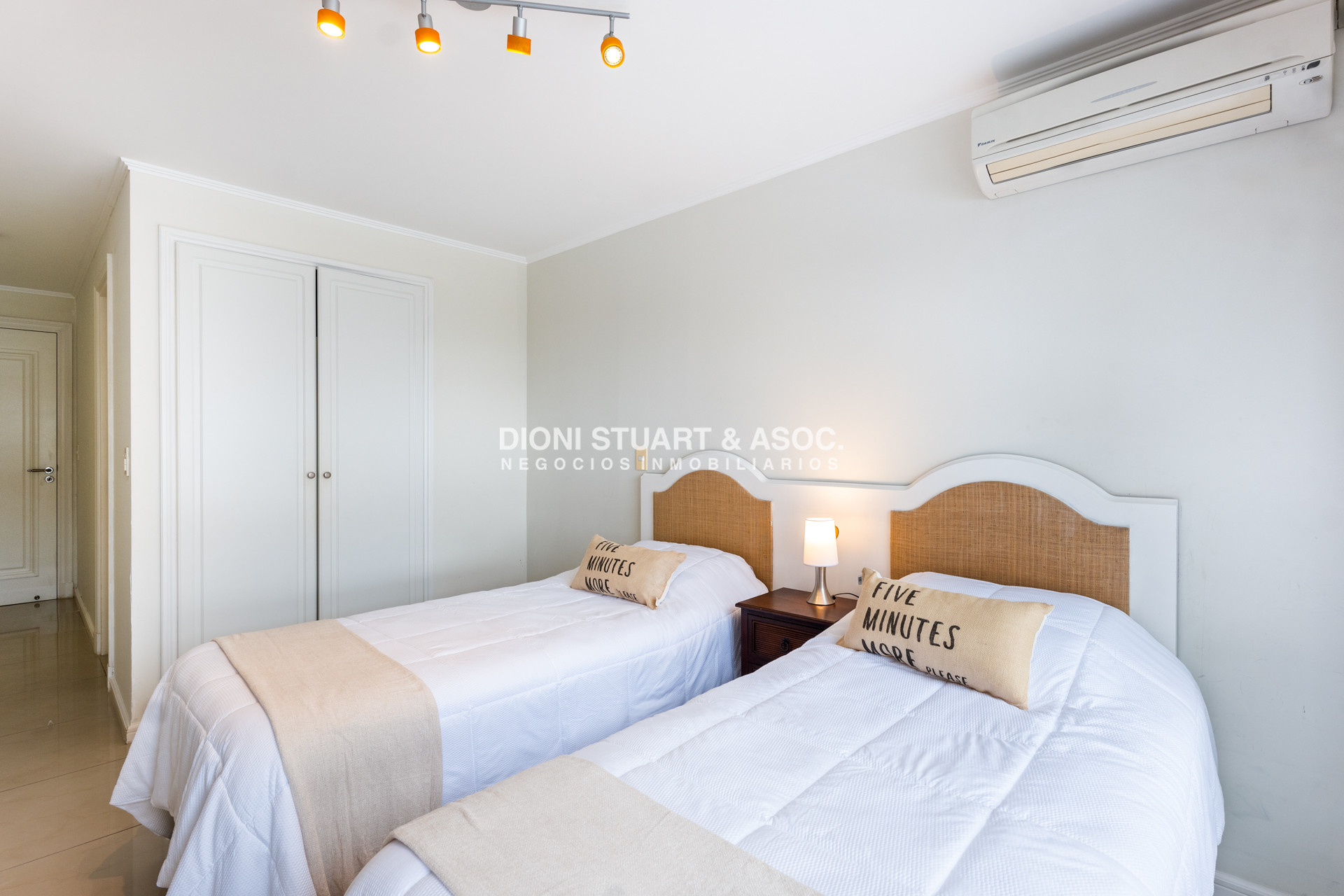 Apartamento ID.771 - IMPERIALE I OPORTUNIDAD EN VENTA APARTAMENTO CENTRAL 3 DORM 