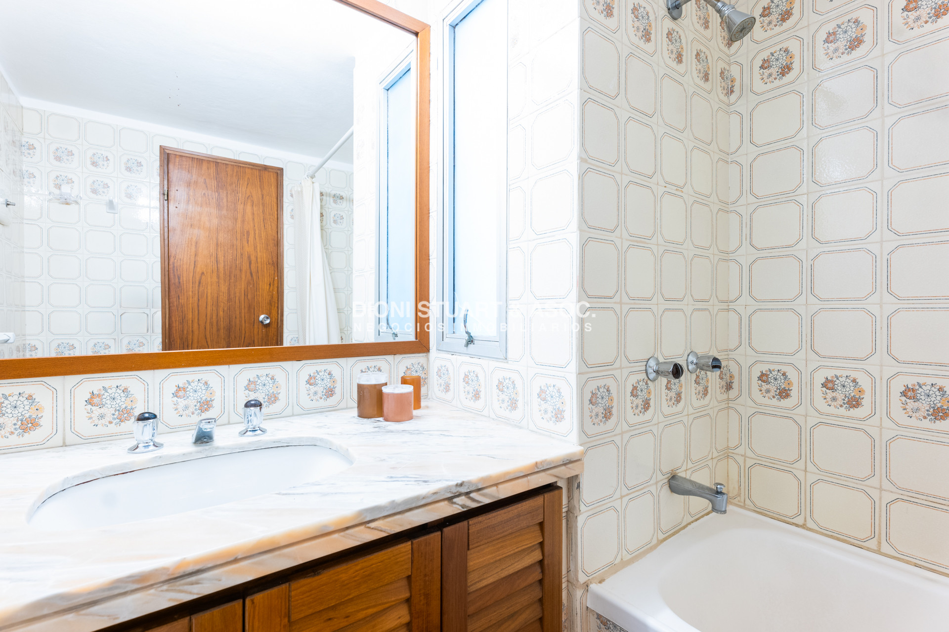 Apartamento ID.777 - Apartamento en Roosevelt Center en Venta - 3 Dormitorios 