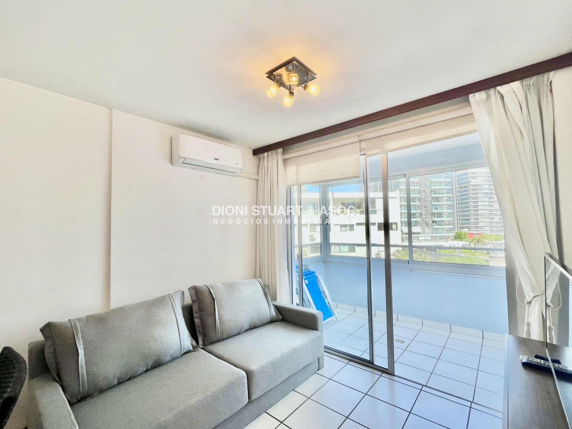 Apartamento ID.373 - APARTAMENTO EN VENTA EN PUNTA DEL ESTE 1 DORMITORIO BAJAS EXPENSAS Y COCHERA