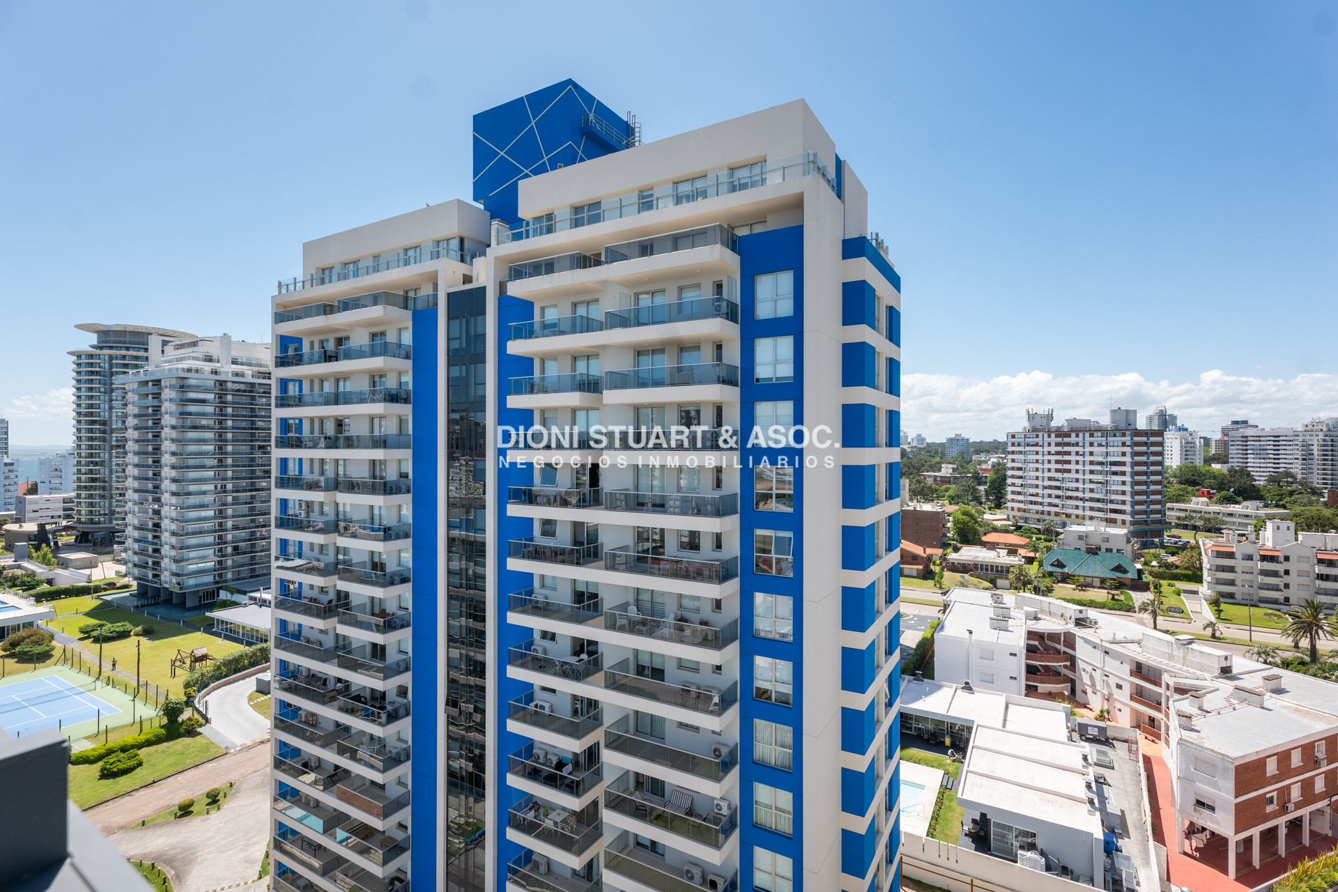 Apartamento ID.870 - APARTAMENTO A ESTRENAR EN PLAYA BRAVA PUNTA DEL ESTE - 2 DORMITORIOS - EDIF. SIGLO SOL II - BAJAS EXPENSAS