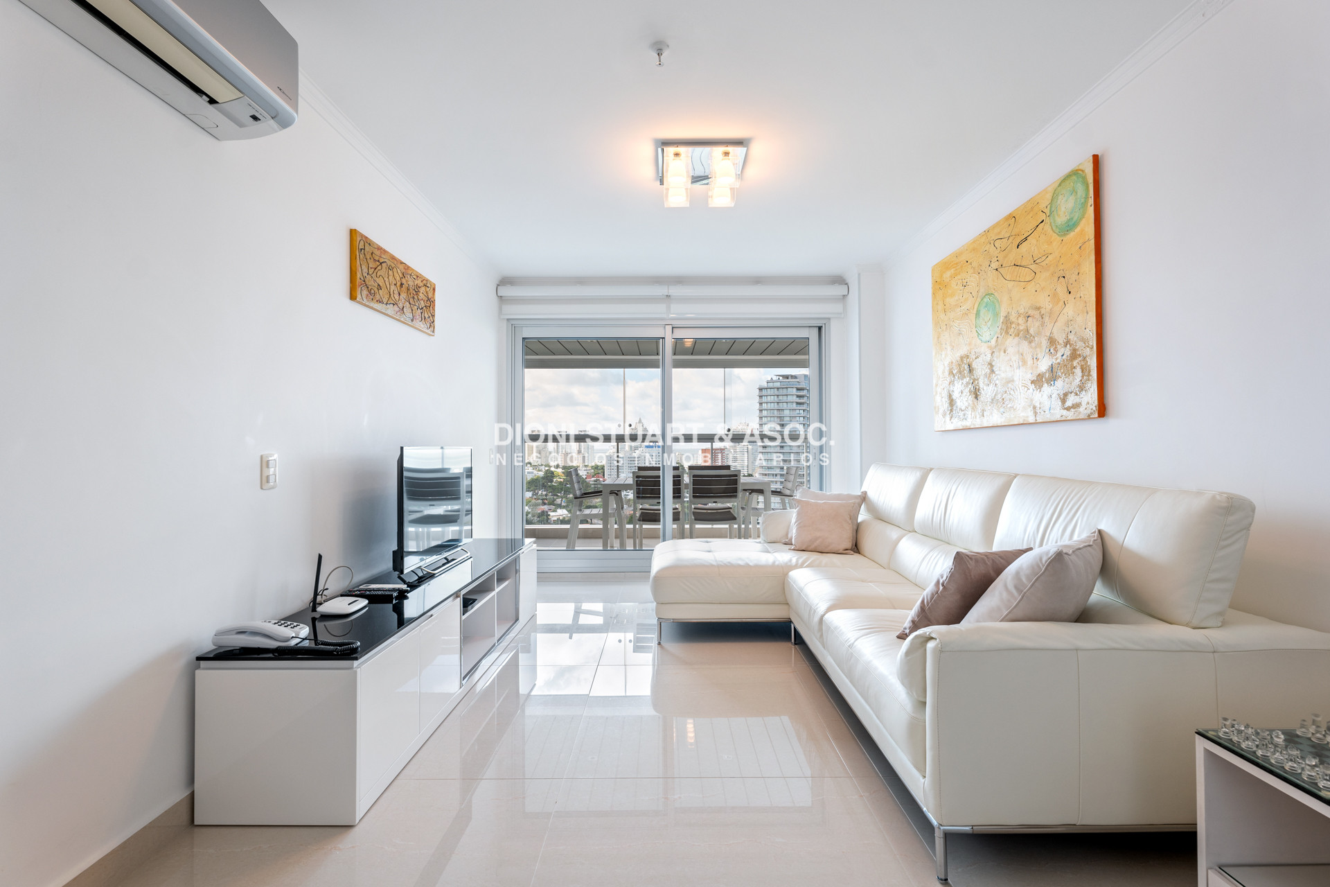 Apartamento ID.661 - Apartamento en Alquiler Invernal - Anual - Temporada - Edificio Miami Boulevard I - Playa Mansa - Punta del Este