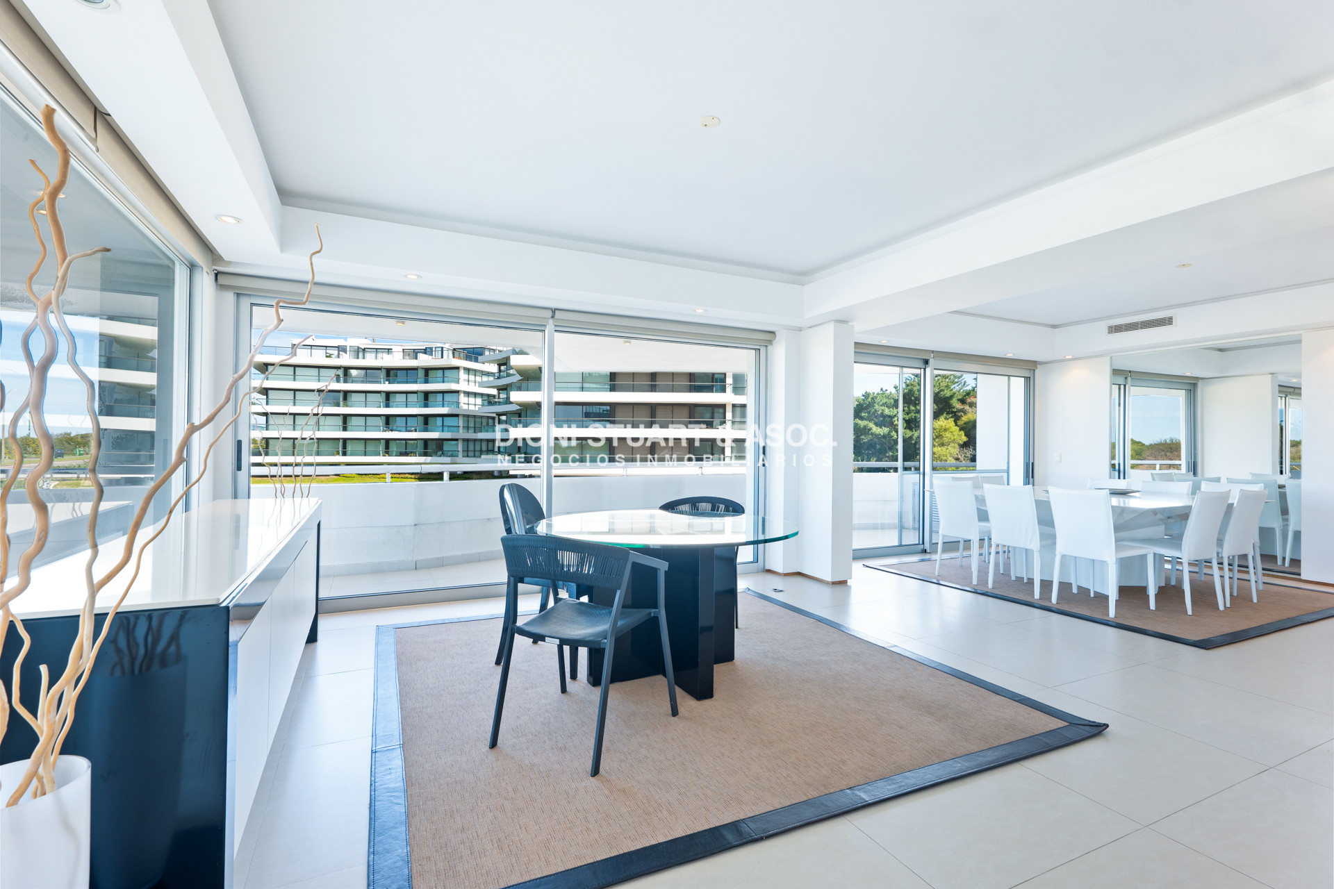 Apartamento ID.756 - DEPARTAMENTO PRIMERA LINEA BRAVA - 4 DORMS EN SUITE - MYTHOS