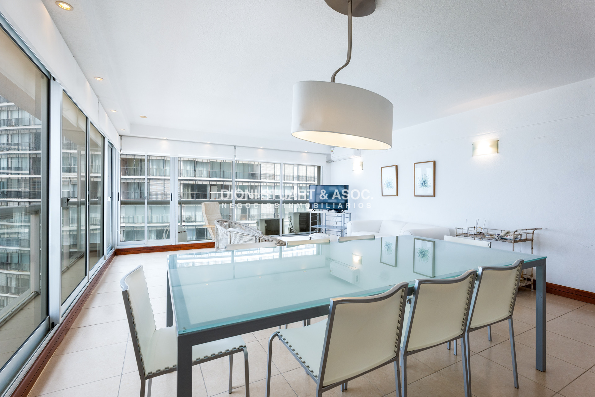 Apartamento ID.927 - DEPARTAMENTO EN PUNTA DEL ESTE CON VISTA AL MAR - 2 DORMITORIOS - TORRE PLAZA