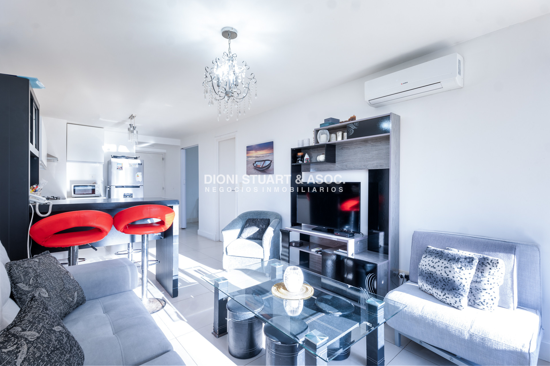 Apartamento ID.1051 - VENTA APARTAMENTO 1 DORMITORIO Y MEDIO CON PARRILLERO - EDIFICIO UNIQUE 