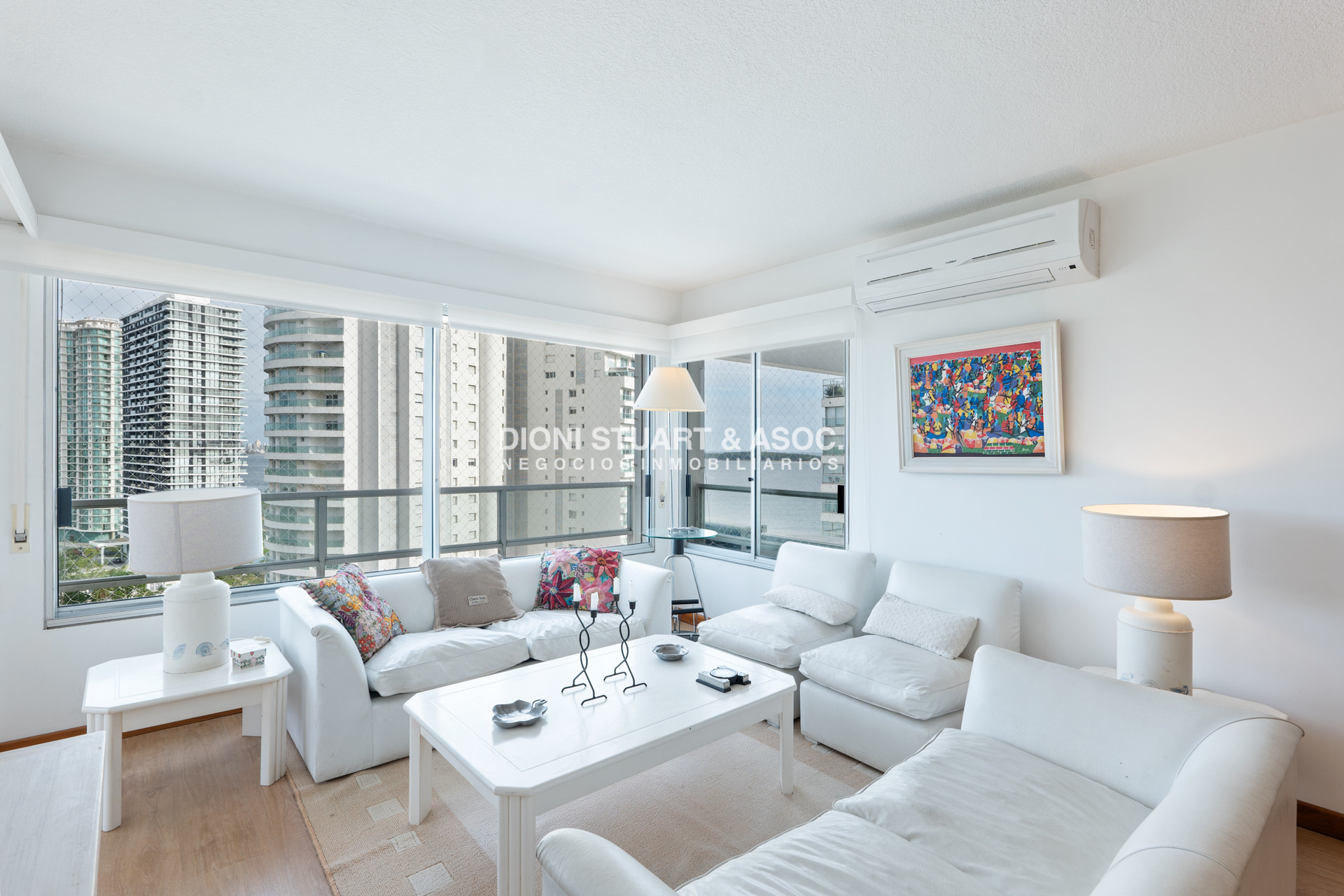 Apartamento ID.395 - Alquiler Por Invierno - 2 Dorm + Dependencia - Complejo Lincoln Center - Todos los Amenities