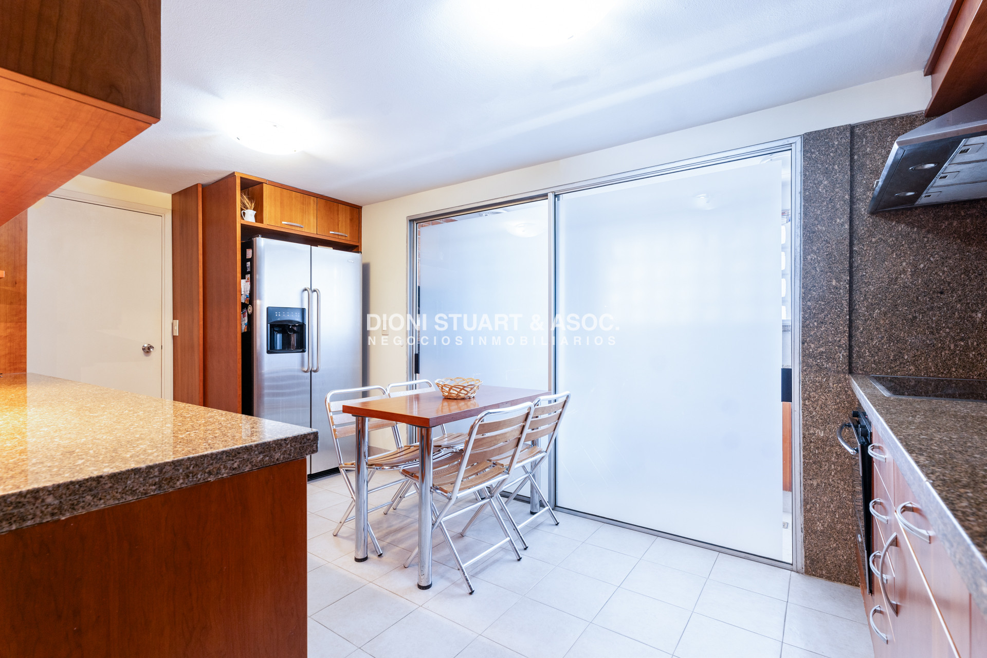 Apartamento ID.936 - DEPARTAMENTO EN VENTA EN TUNQUELEN II RECICLADO - 3 DORMITORIOS + DEP. SERV.
