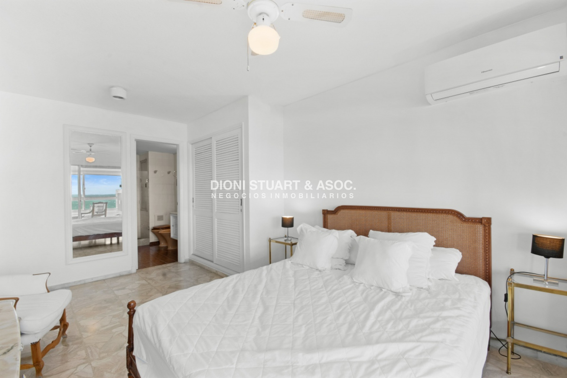 Apartamento ID.29 - 2 DORMITORIOS Y MEDIO APARTAMENTO EN ALQUILER DE VERANO FRENTE AL MAR TODOS LOS AMENITIES COMPLEJO LINCOLN CENTER