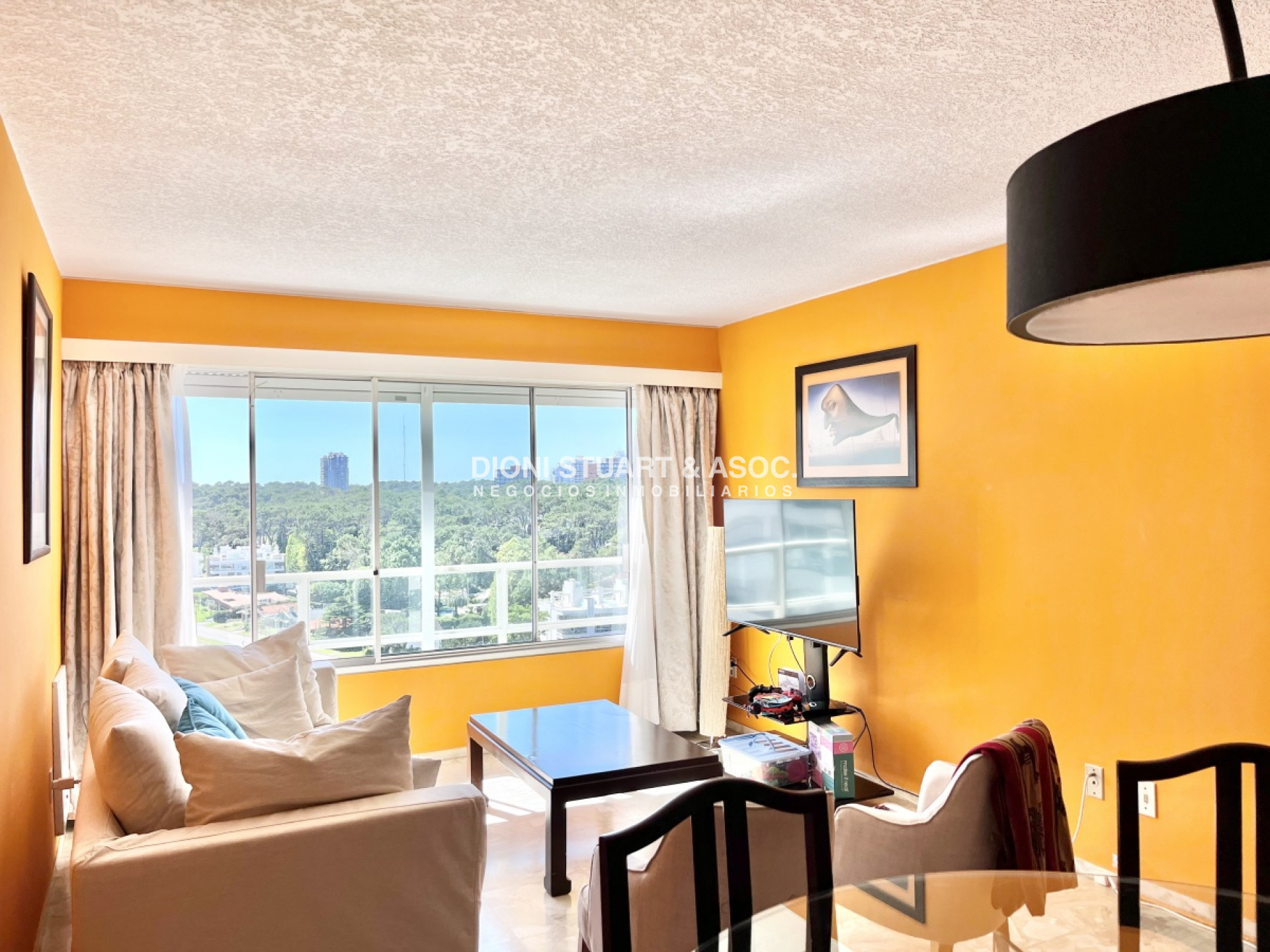 Apartamento ID.121 - OPORTUNIDAD EN VENTA - FRENTE AL MAR -  2 DORM Y MEDIO - COMPLEJO LINCOLN CENTER - TORRE WASHINGTON