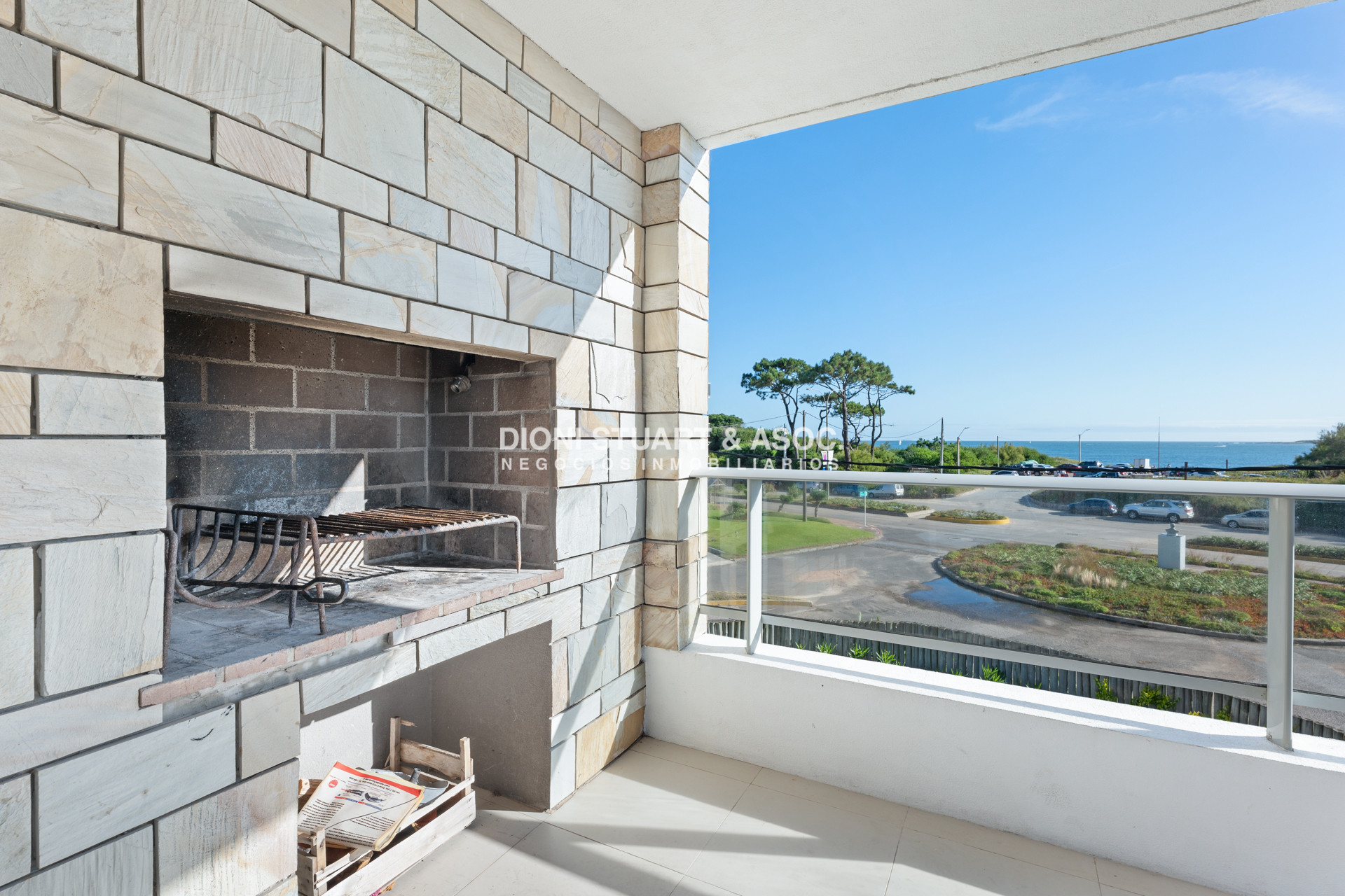 Apartamento ID.488 - Oportunidad - Apartamento Primera Linea Mansa - Con Parrillero -  2 Dormitorios