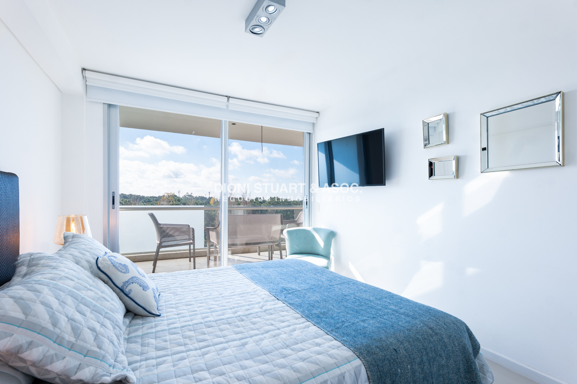Apartamento ID.980 - APARTAMENTO EN VENTA EN ROOSEVELT DE 2 DORMITORIOS MODERNO EDIFICIO BE PUNTA