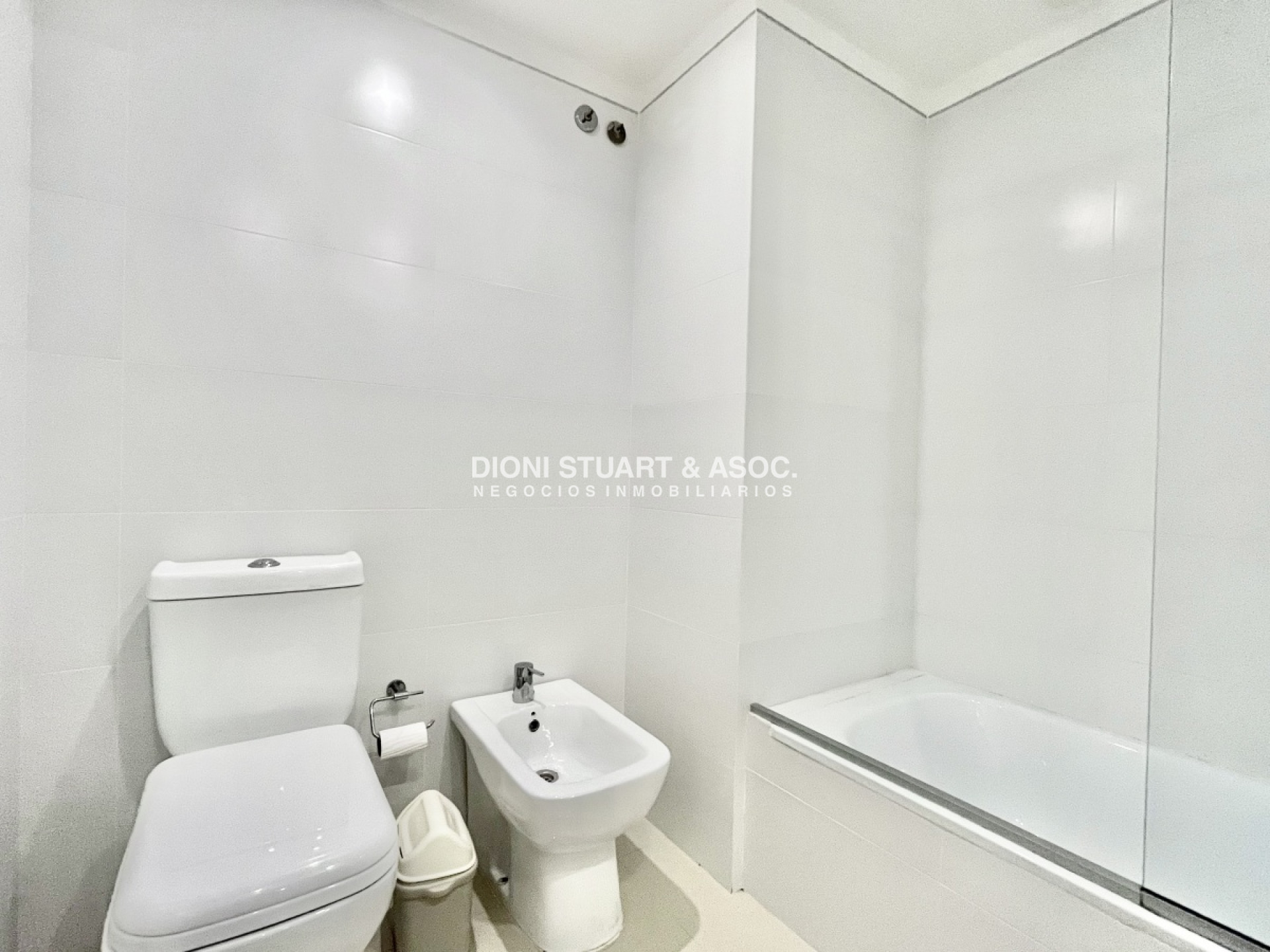 Apartamento ID.420 - Torre Esmeralda -  2 Dorm - Tipologia 05