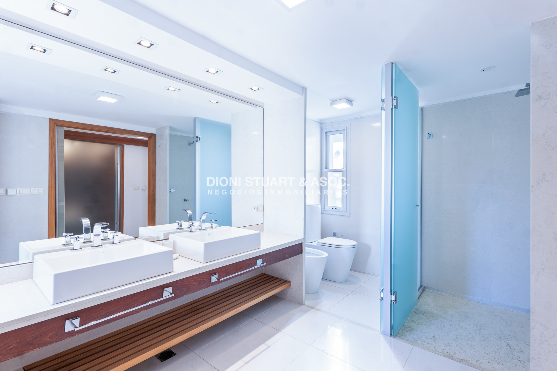Apartamento ID.1072 - VENTA APARTAMENTO 3 DORMITORIOS EN SUITE + DEPENDENCIA - EDIFICIO INDIGO - PLAYA BRAVA - PUNTA DEL ESTE
