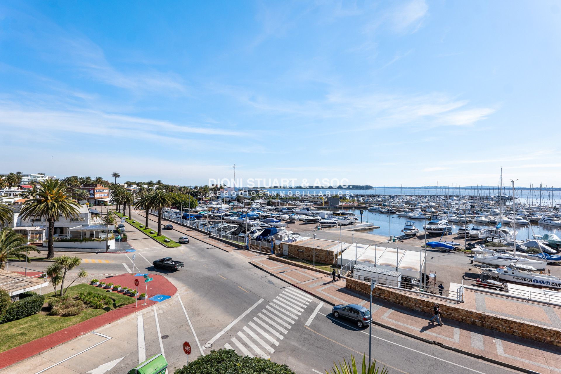 Apartamento ID.1052 - VENTA APARTAMENTO EN PORTOFINO - 3 DORMITORIOS EN SUITE - BARBACOA PROPIA - PUERTO PUNTA DEL ESTE