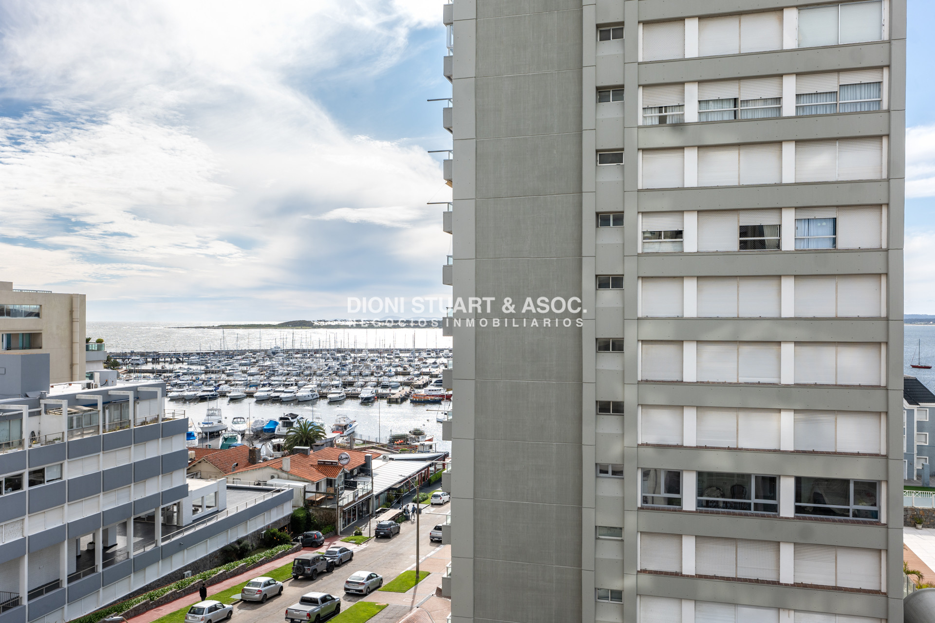 Apartamento ID.1116 - VENTA APARTAMENTO EN LA PENINSULA 2 DORMITORIOS VISTA AL PUERTO - TORRE VERONA