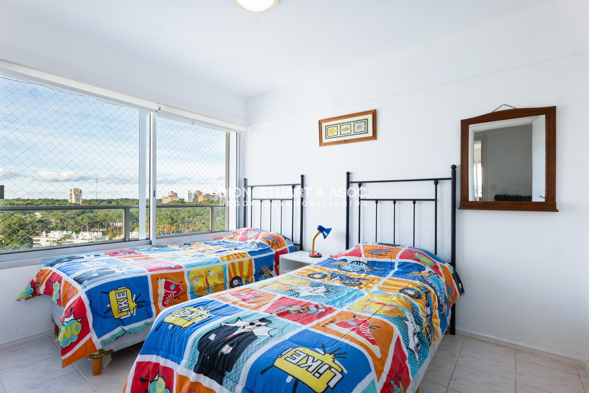 Apartamento ID.953 - APARTAMENTO EN VENTA FRENTE AL MAR 2 DORMITORIOS + DEPENDENCIA - COMPLEJO LINCOLN CENTER - PLAYA MANSA