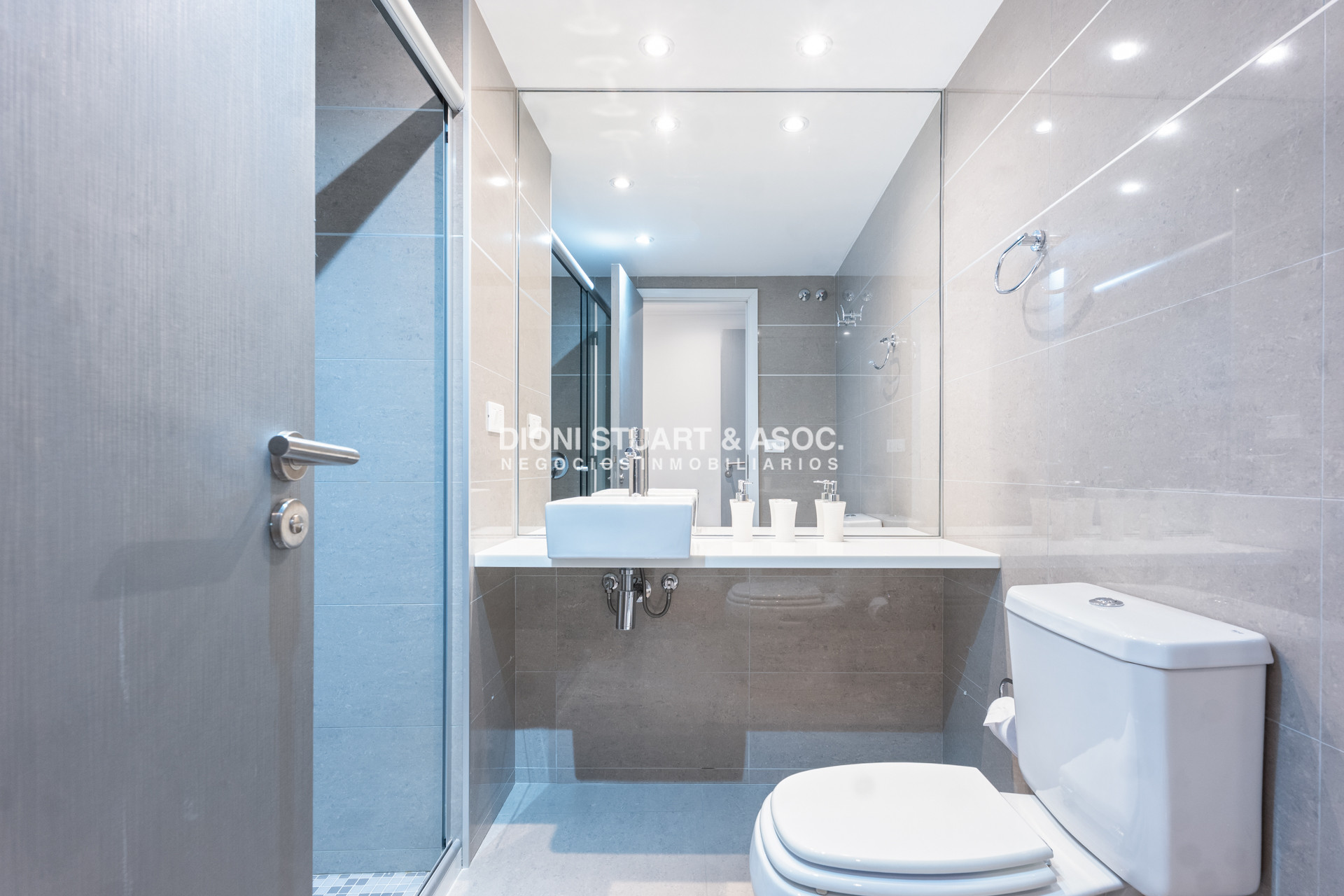 Apartamento ID.1114 - VENTA APARTAMENTO 3 DORMITORIOS EN SUITE - ALEXANDER BOULEVARD ESQUINERO 